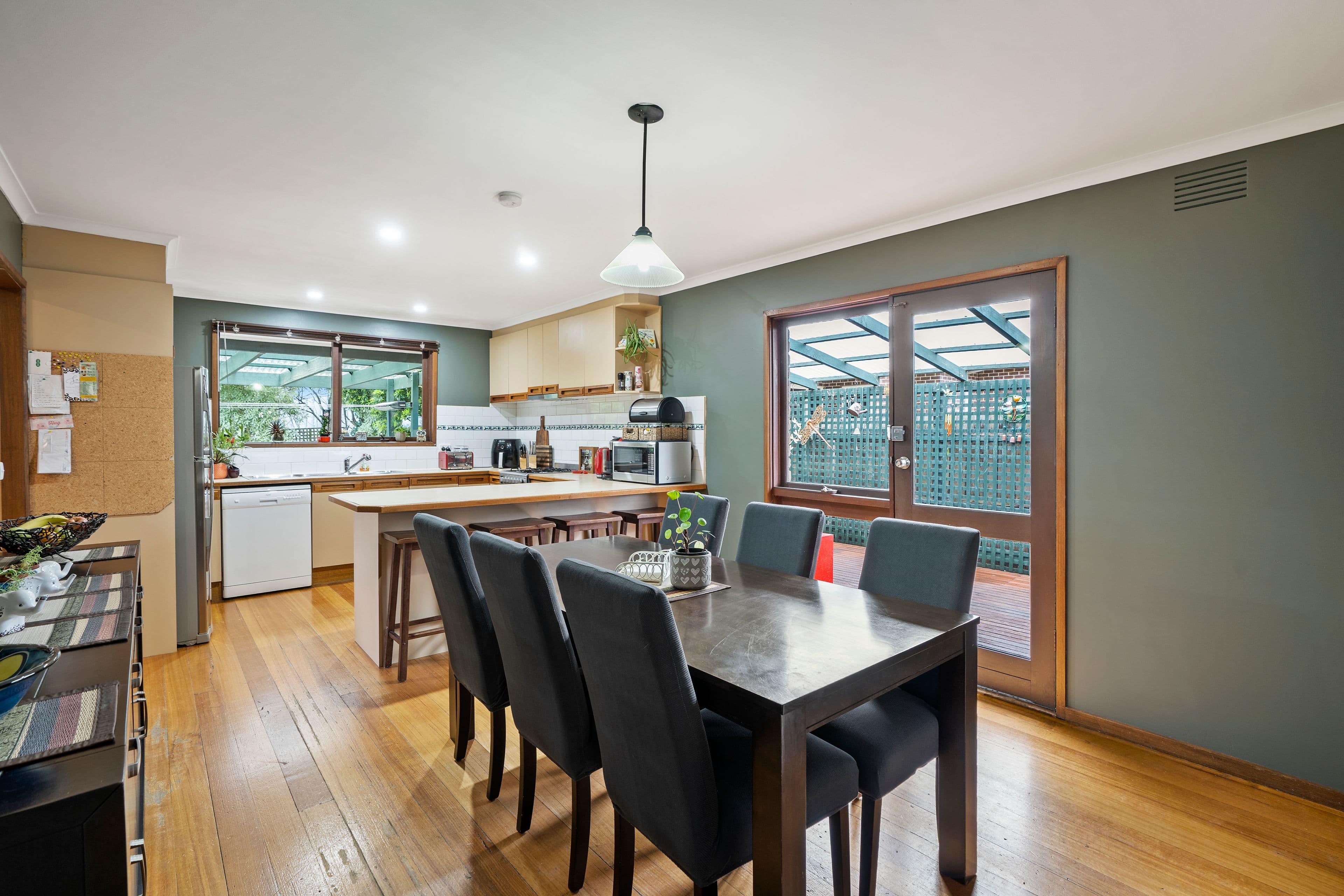 7 Bernard Street, Bayswater VIC 3153, Bayswater - Thumbnail 5