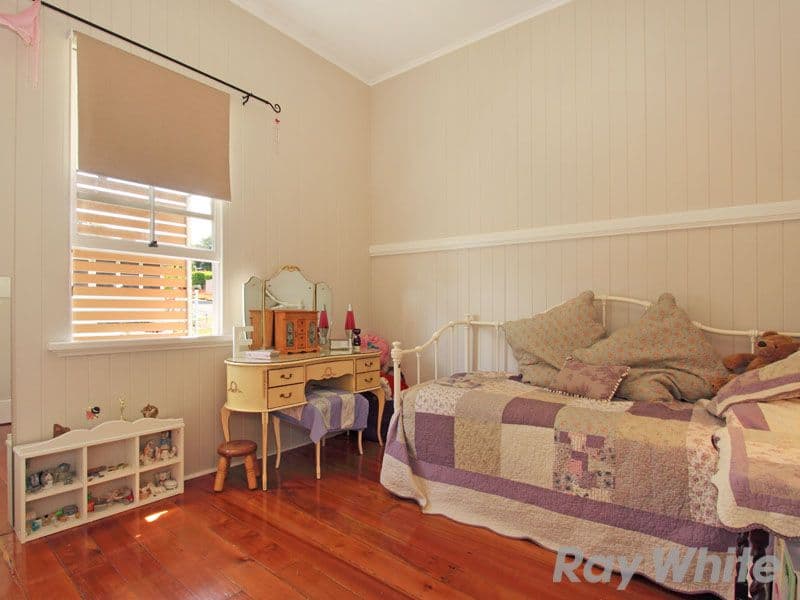 31 Fifth Avenue, KEDRON QLD 4031, Kedron - Thumbnail 7