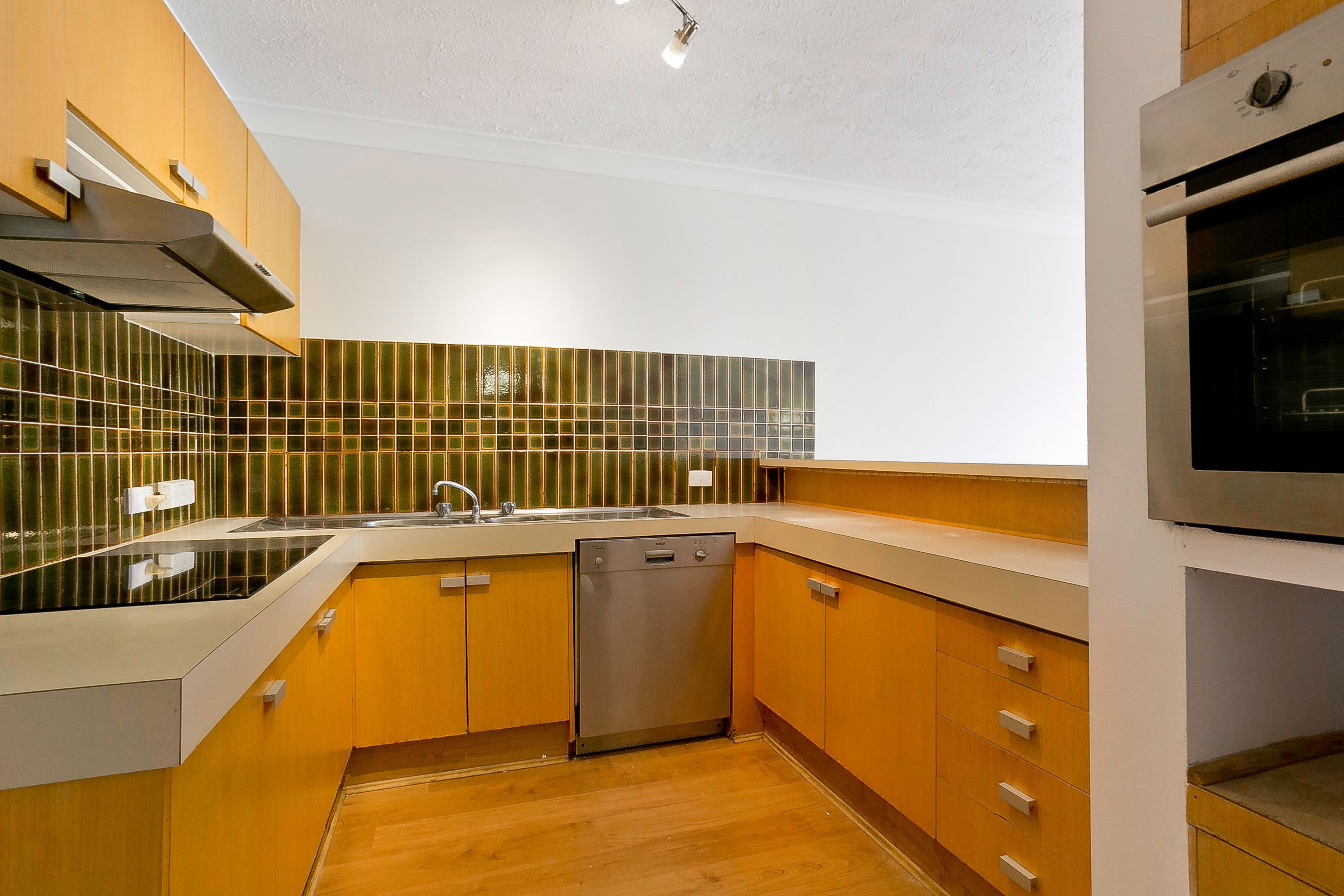 14 'Sunlover Court'  24 Second Avenue, Broadbeach QLD 4218, Broadbeach - Thumbnail 4