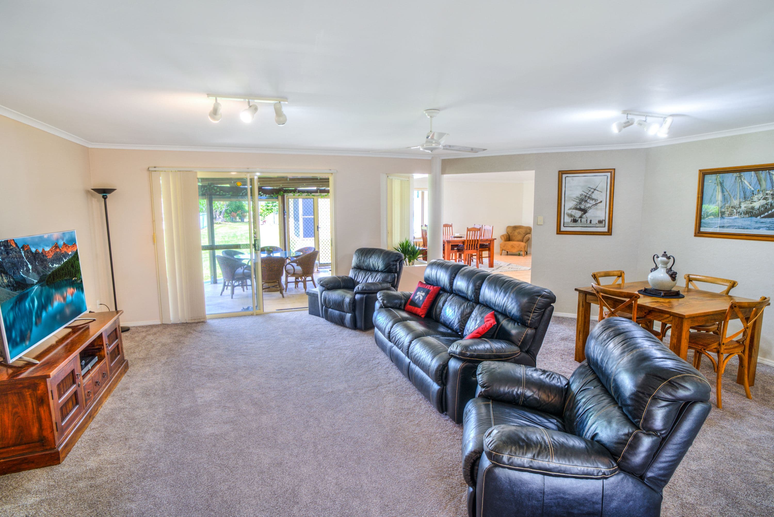 1382 Fingerboard Road, Mount Tom QLD 4677, Mount Tom - Thumbnail 8