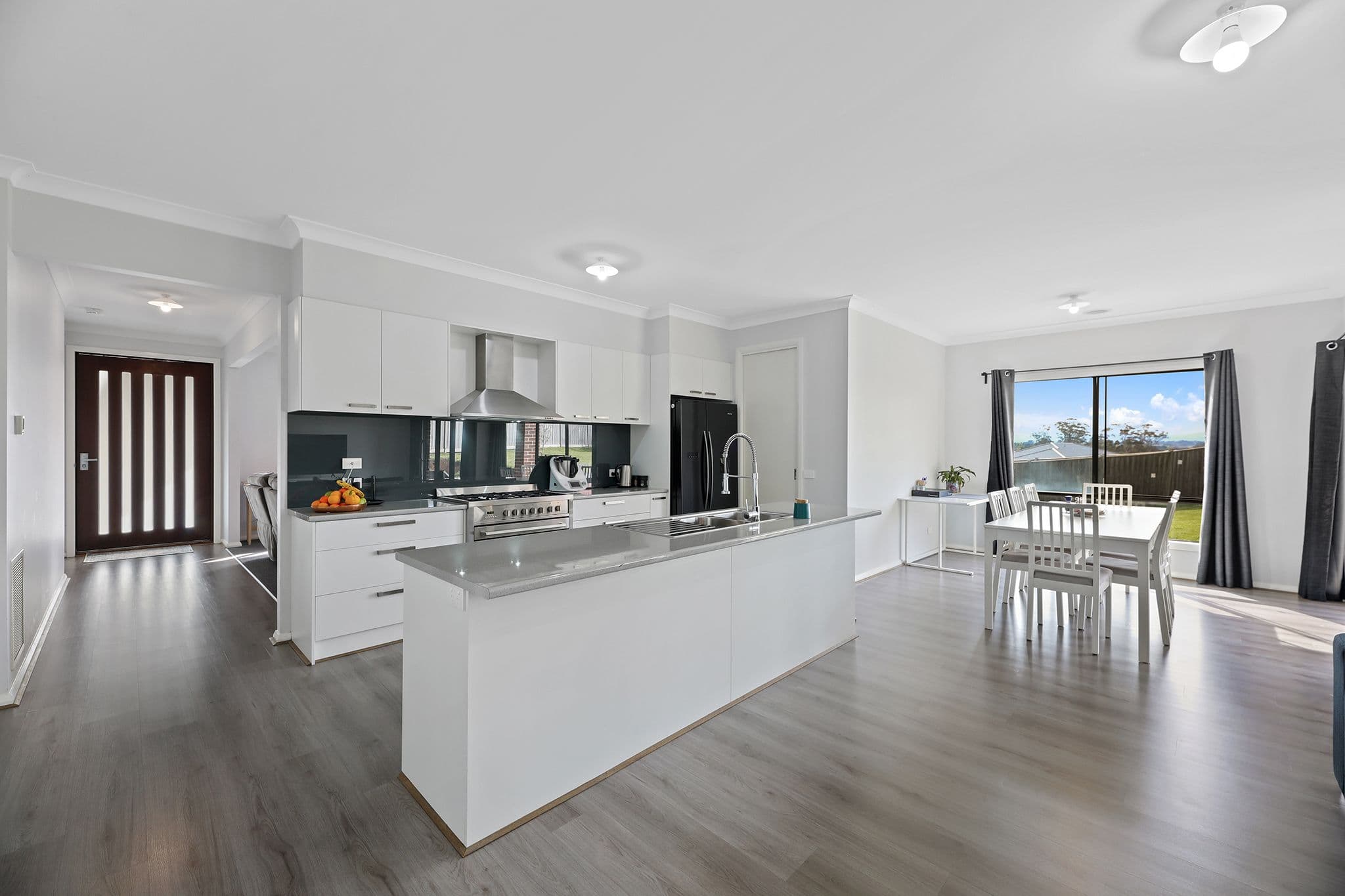 54 Sheoak Street, Warragul VIC 3820, Warragul - Thumbnail 3