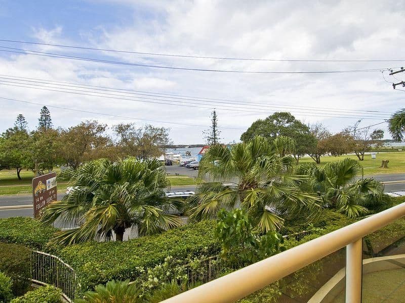 15 'Rays Resort' 106 Marine Parade, SOUTHPORT QLD 4215, Southport - Thumbnail 8
