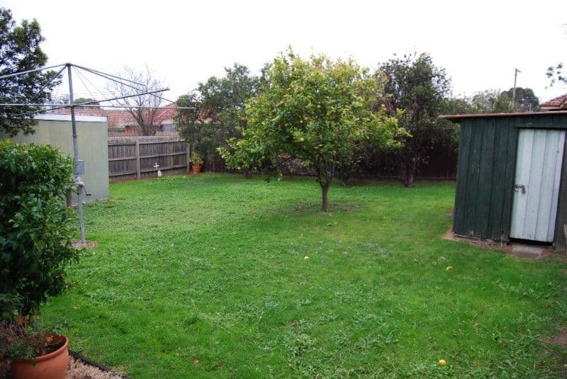 10 Wordsworth Avenue, HEIDELBERG HEIGHTS VIC 3081, Heidelberg Heights - Thumbnail 4