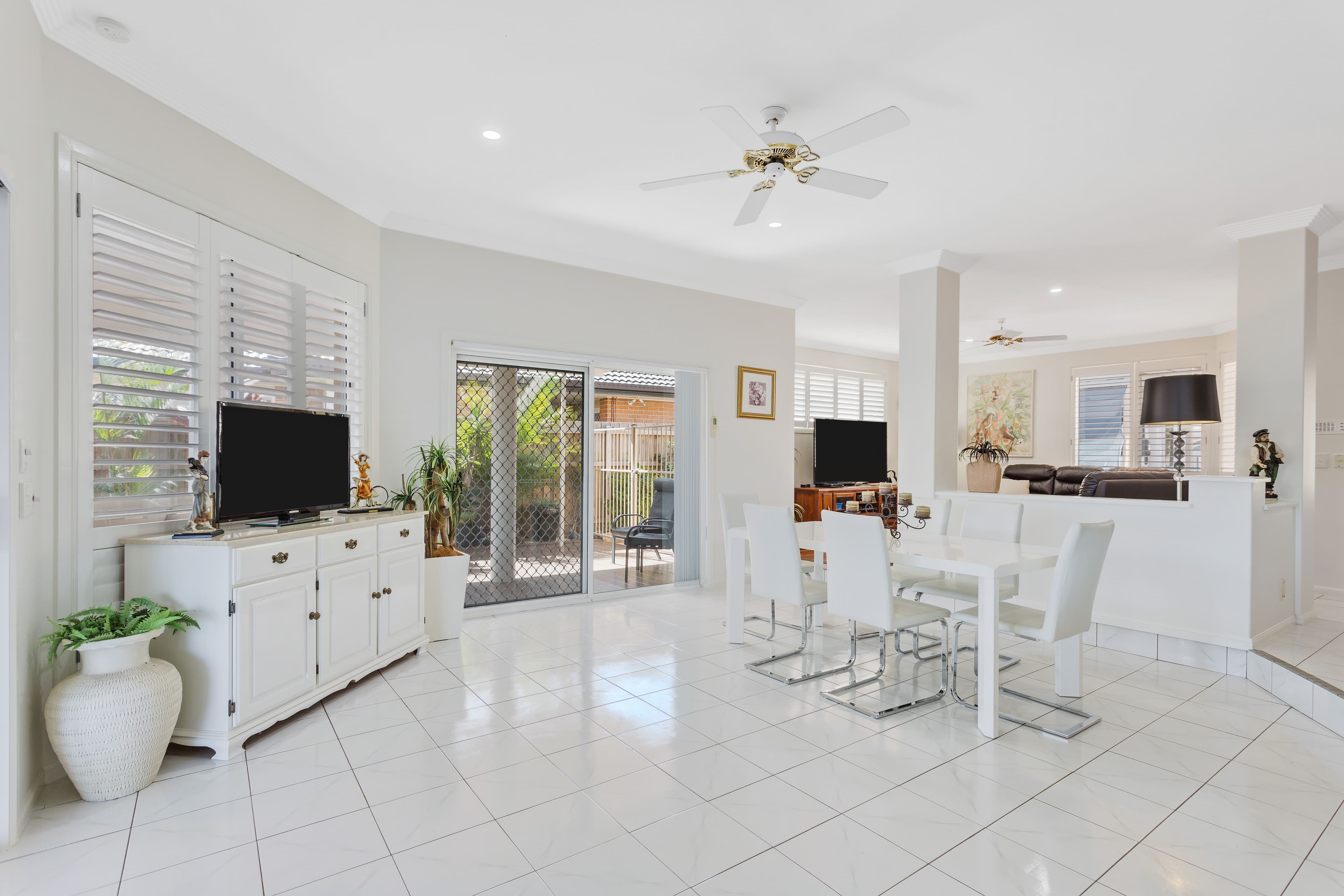 14 Mornington Terrace, Robina QLD 4226, Robina - Thumbnail 7