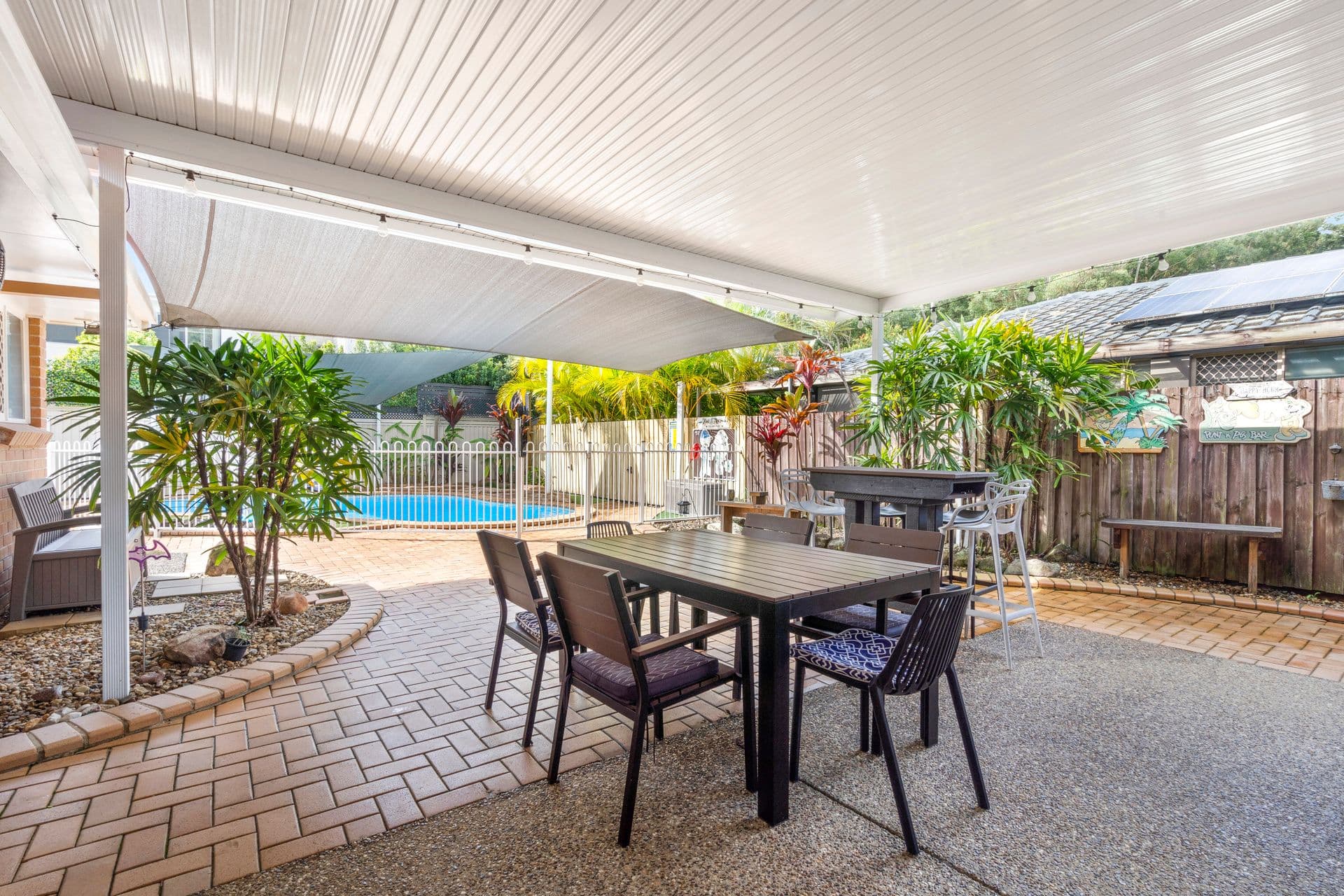32 Wilkinson Crescent, Currumbin Waters QLD 4223, Currumbin Waters - Thumbnail 2