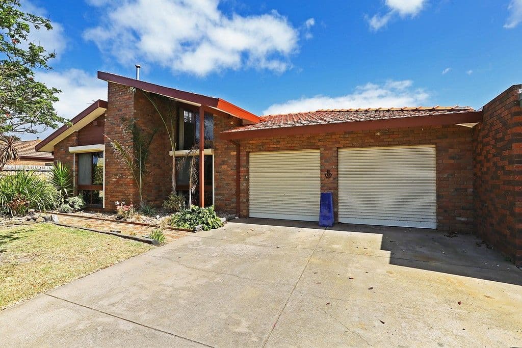 1 Goldfinch Grove, Lara VIC 3212, Lara - Thumbnail 2