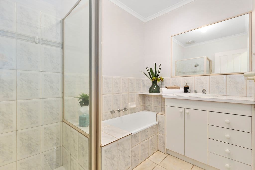 2C Ray Road, Burwood East VIC 3151, Burwood East - Thumbnail 6