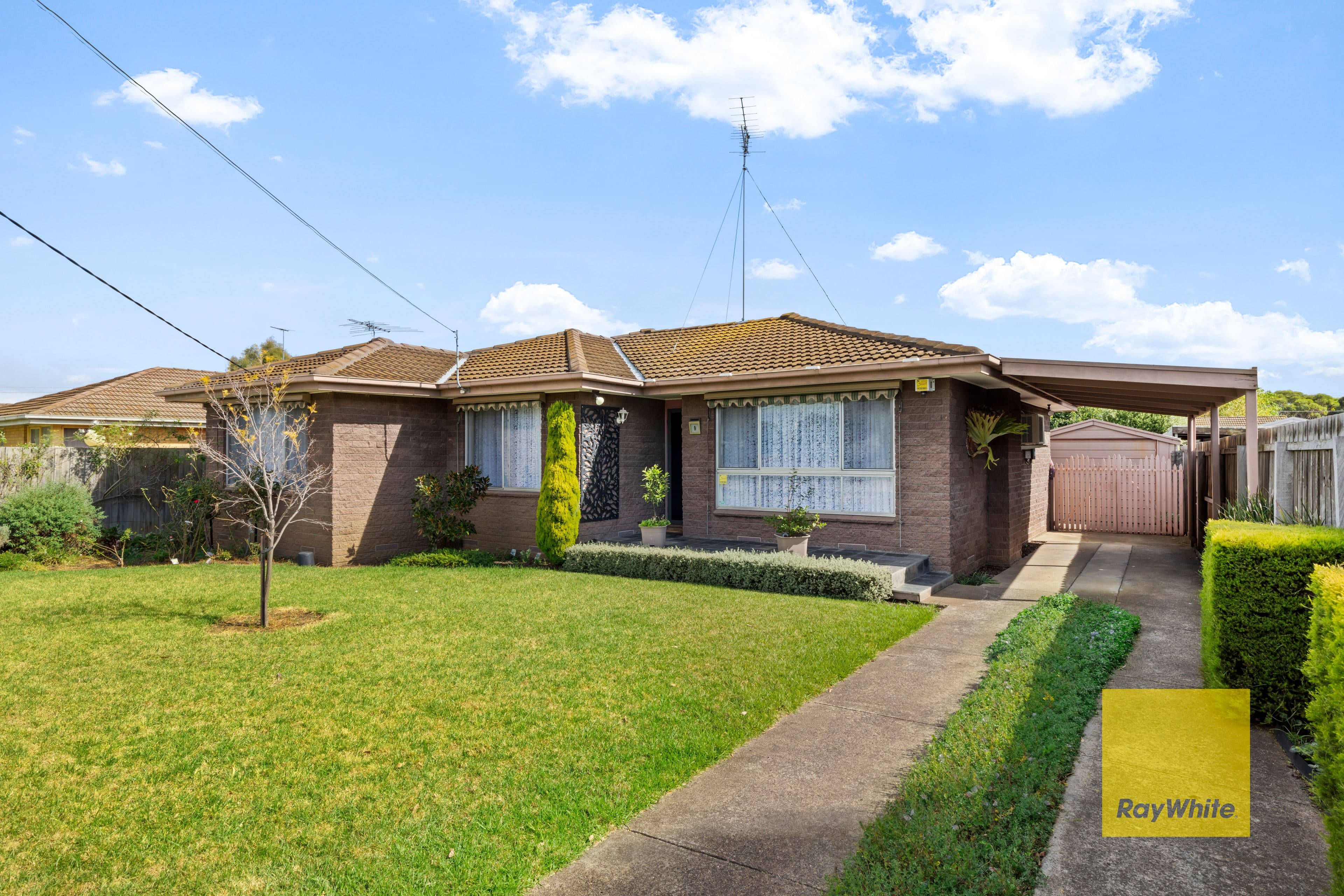 16 O'Brien Court, Altona Meadows - Thumbnail 2