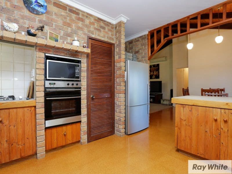 32 Dawson Avenue, Forrestfield WA 6058, Forrestfield - Thumbnail 3