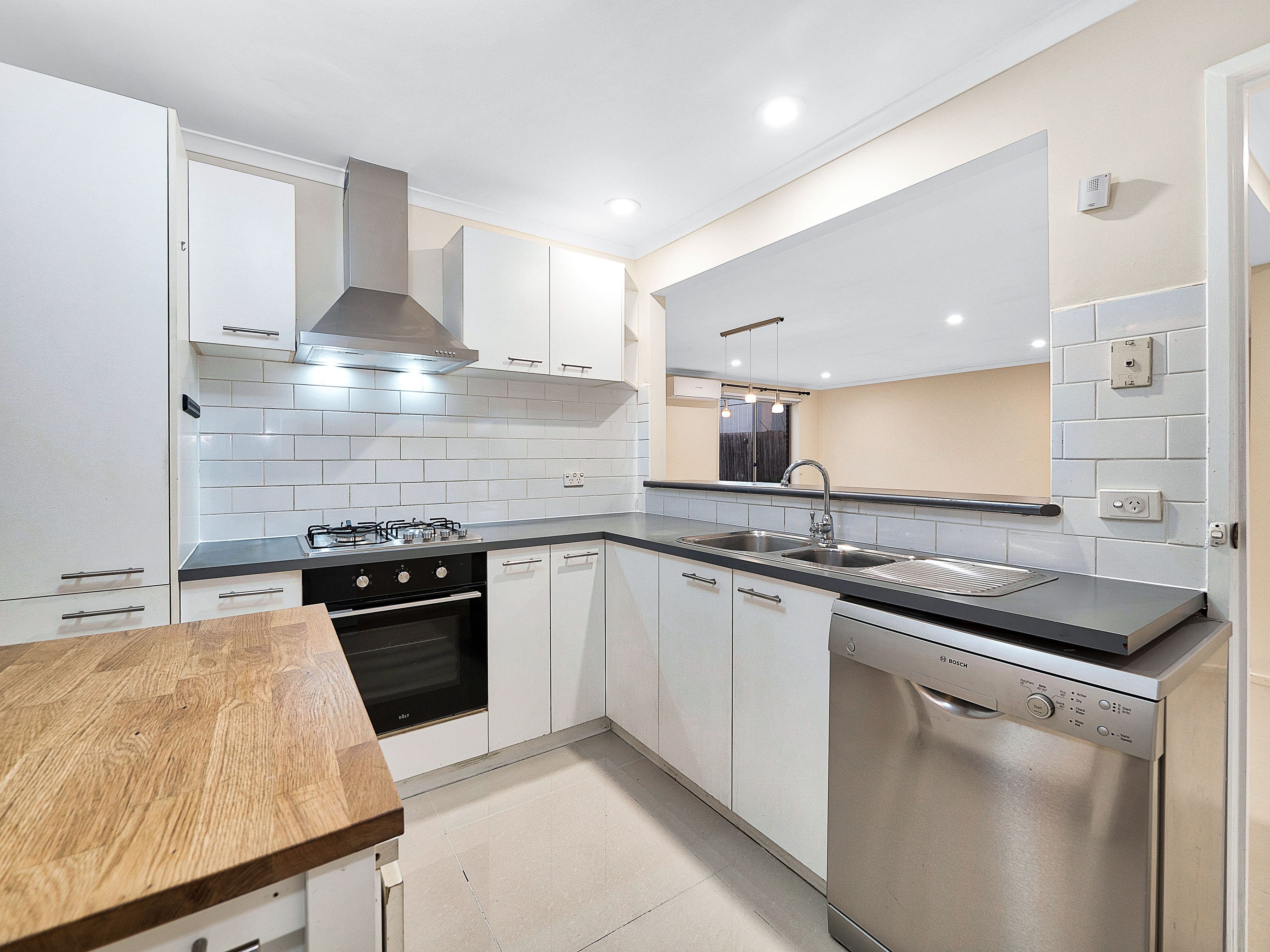 79 Luscombe Avenue, Carrum Downs VIC 3201, Carrum Downs - Thumbnail 4