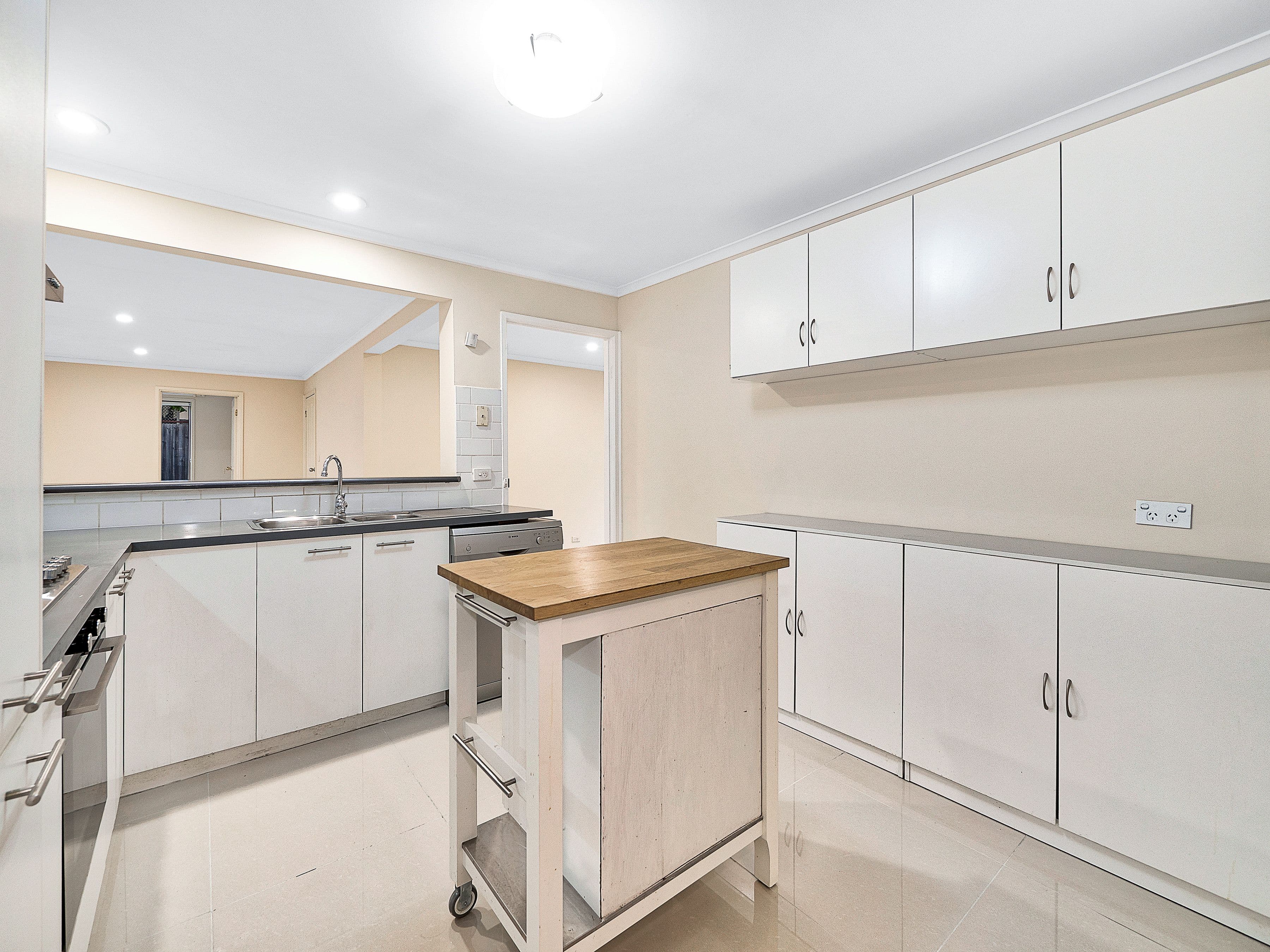 79 Luscombe Avenue, Carrum Downs VIC 3201, Carrum Downs - Thumbnail 6
