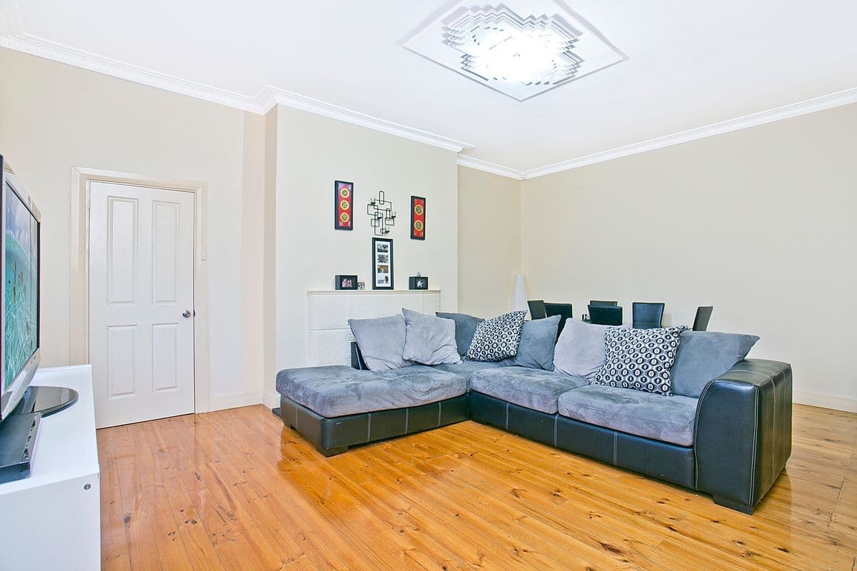 8 Hotchkiss Crescent, CROYDON PARK SA 5008, Croydon Park - Thumbnail 2