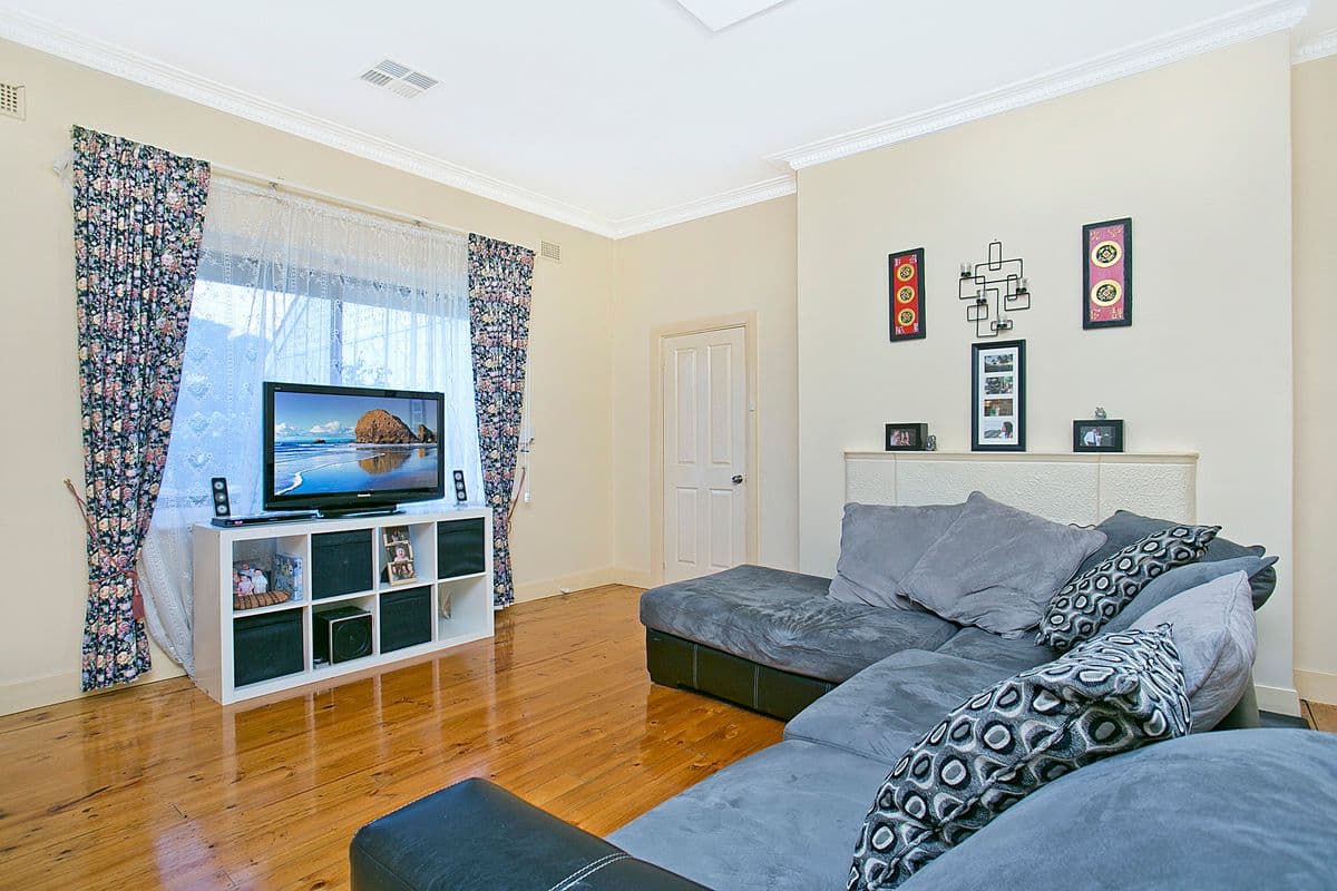8 Hotchkiss Crescent, CROYDON PARK SA 5008, Croydon Park - Thumbnail 3