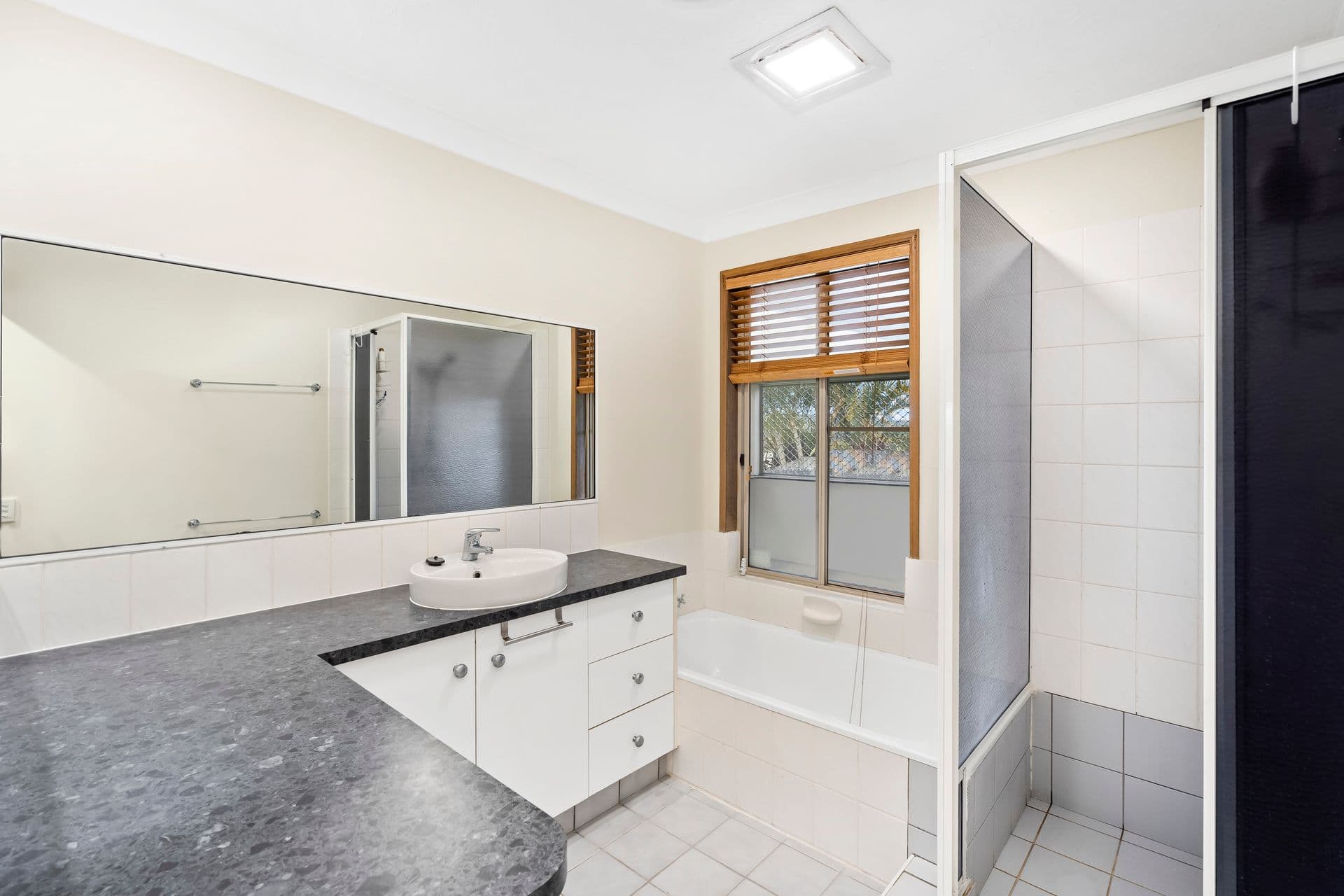 3 Calver Court, Currumbin Waters QLD 4223, Currumbin Waters - Thumbnail 7