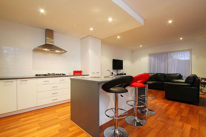 12 St Johns Court, SOUTH MORANG VIC 3752, South Morang - Thumbnail 2