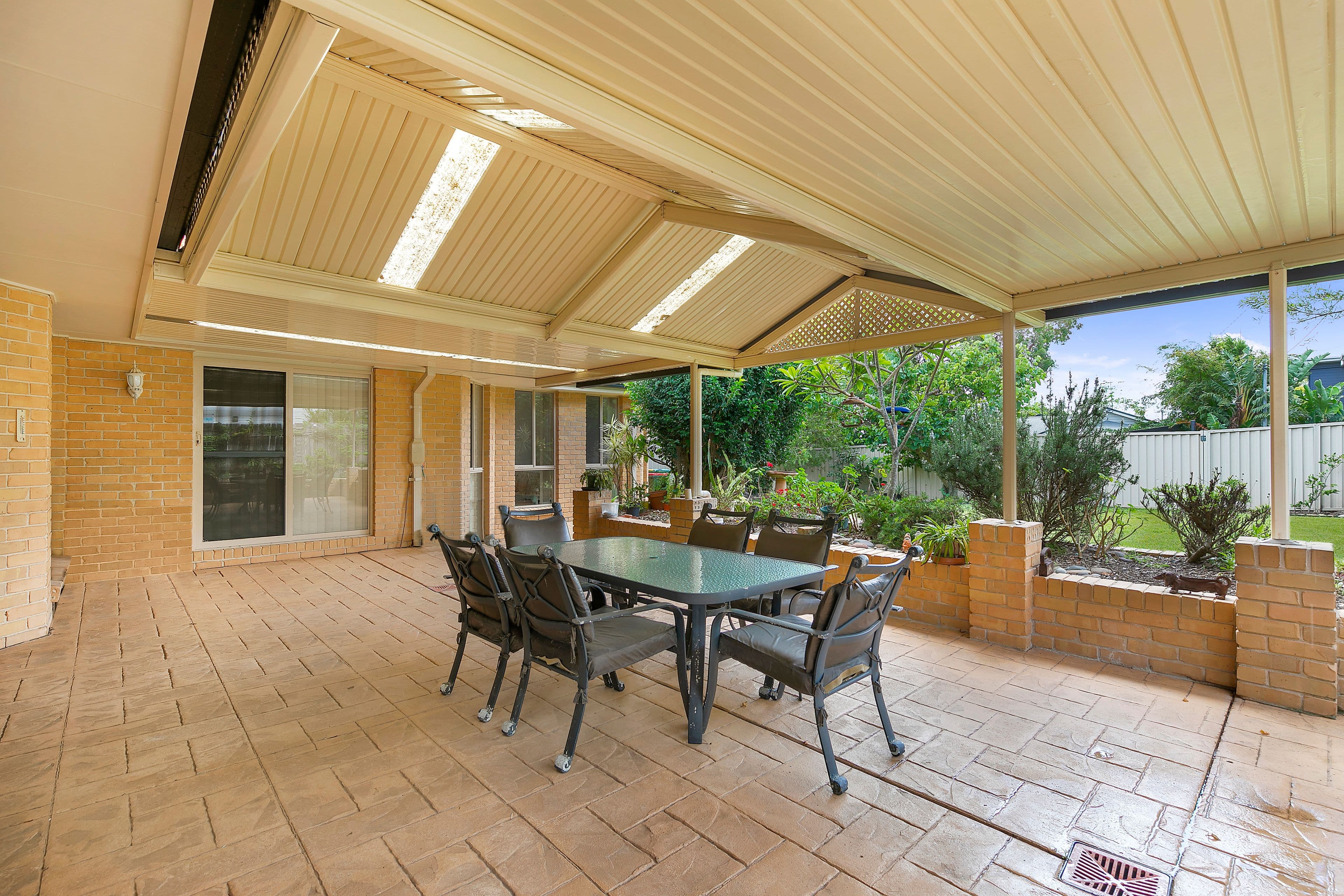63 Lakin Street, Bateau Bay - Thumbnail 2