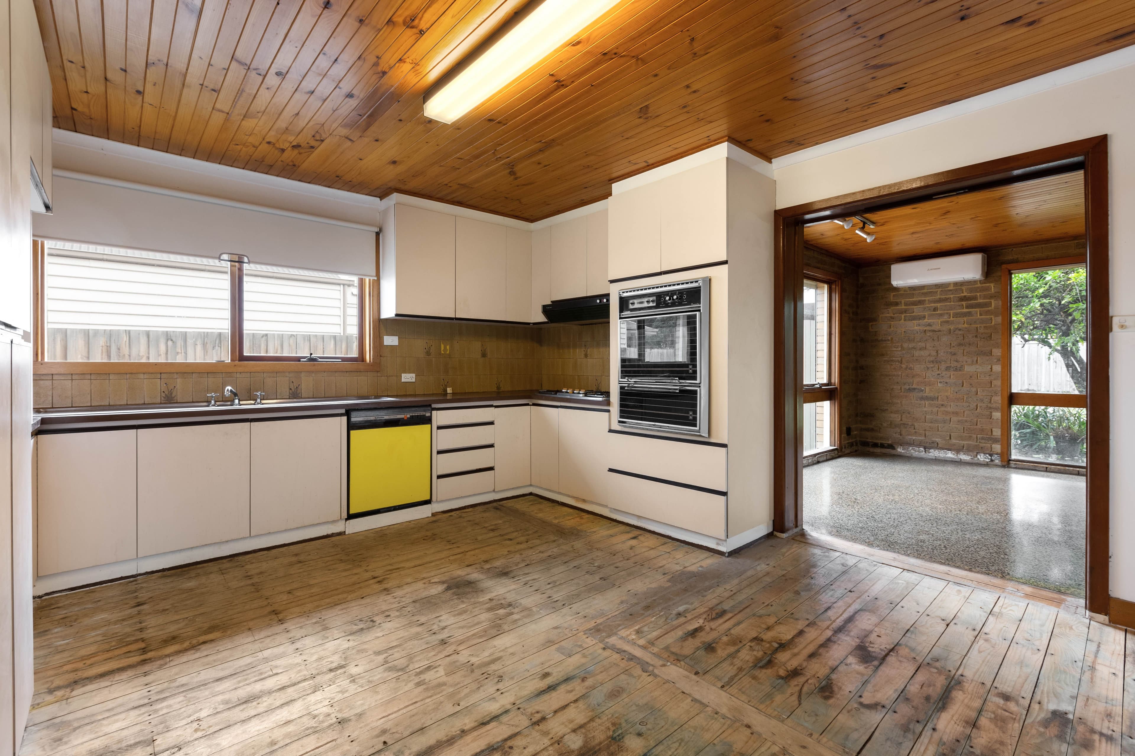 56 Sutherland Street, Hadfield VIC 3046, Hadfield - Thumbnail 3