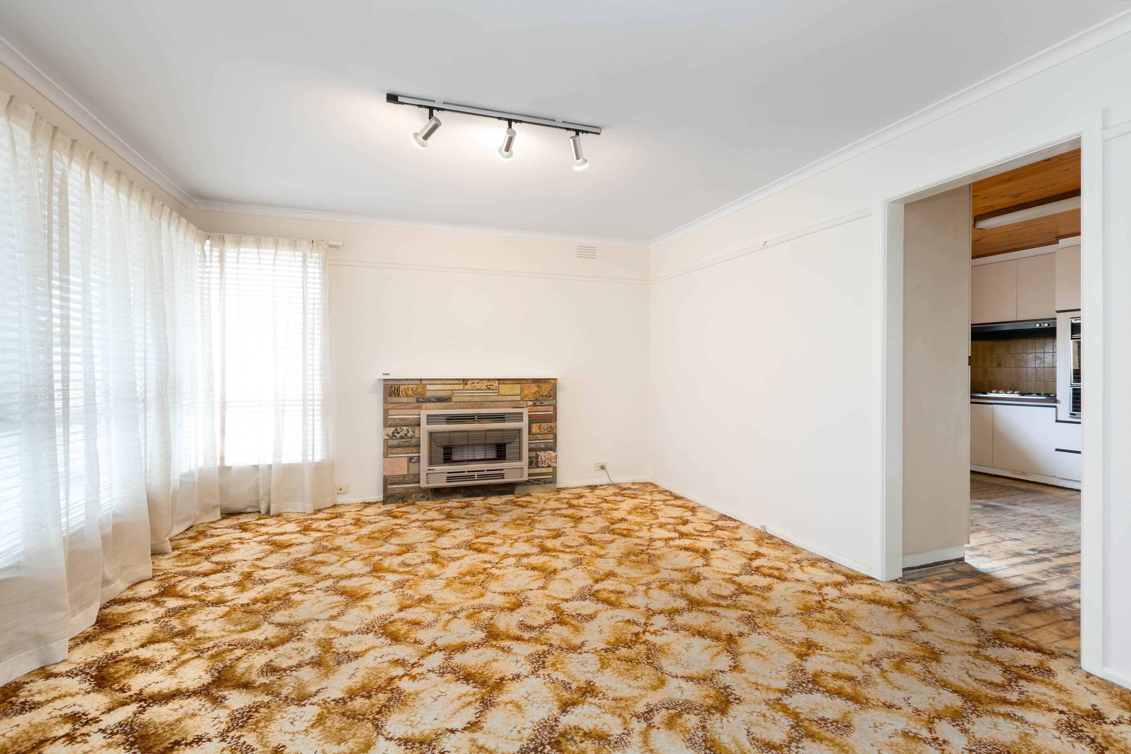 56 Sutherland Street, Hadfield VIC 3046, Hadfield - Thumbnail 4