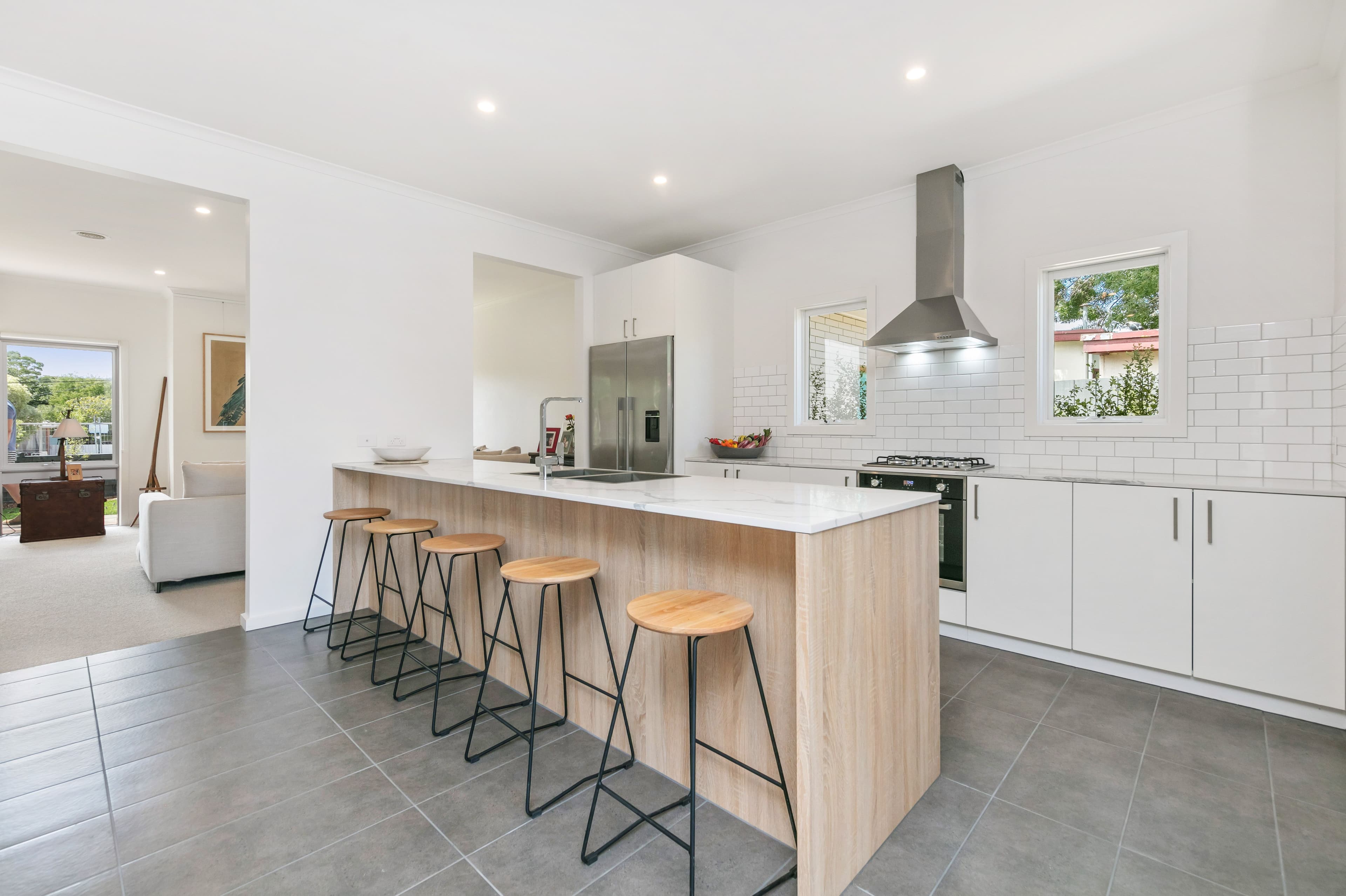 6 Koorong Avenue, Rosebud VIC 3939, Rosebud - Thumbnail 2