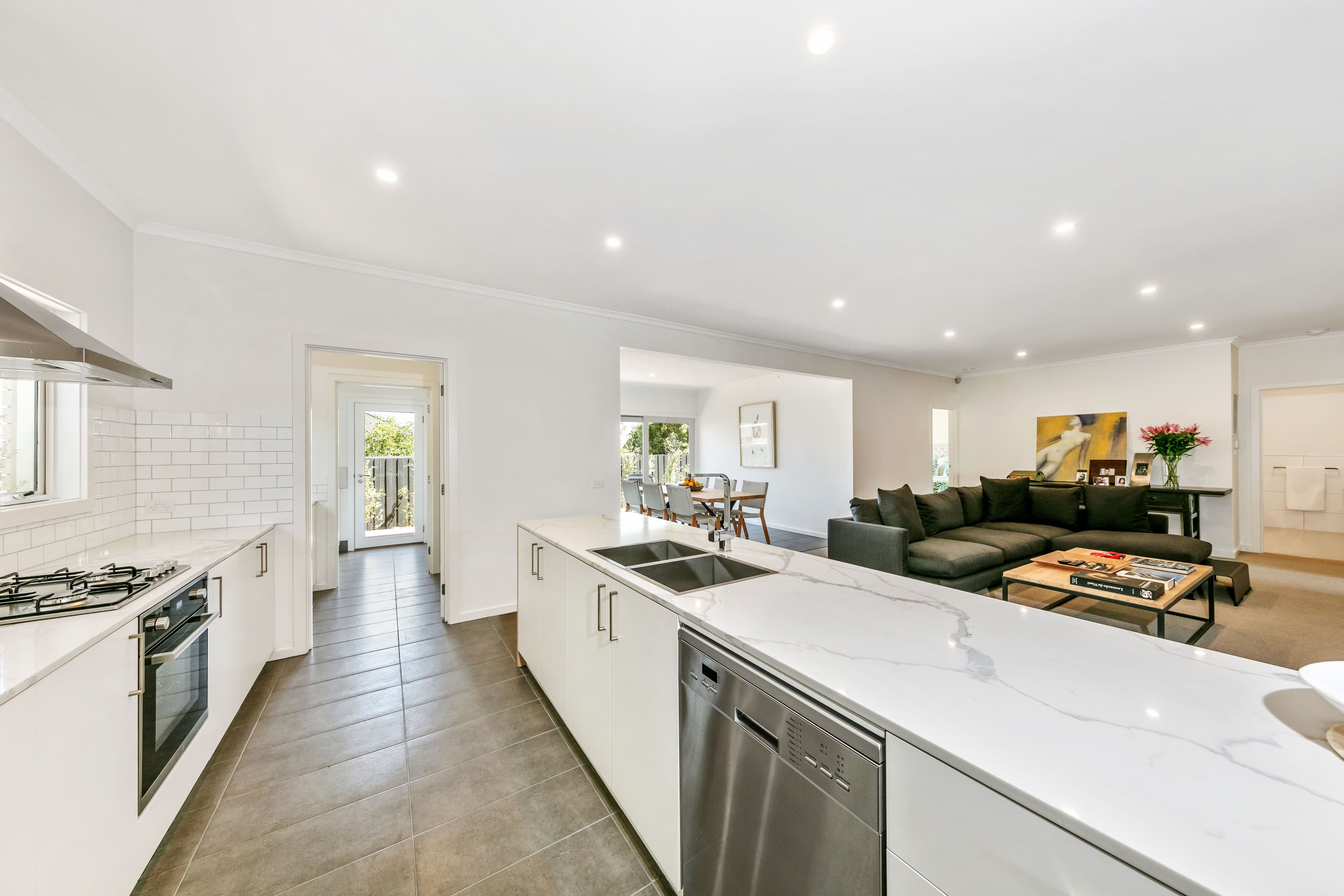 6 Koorong Avenue, Rosebud VIC 3939, Rosebud - Thumbnail 6
