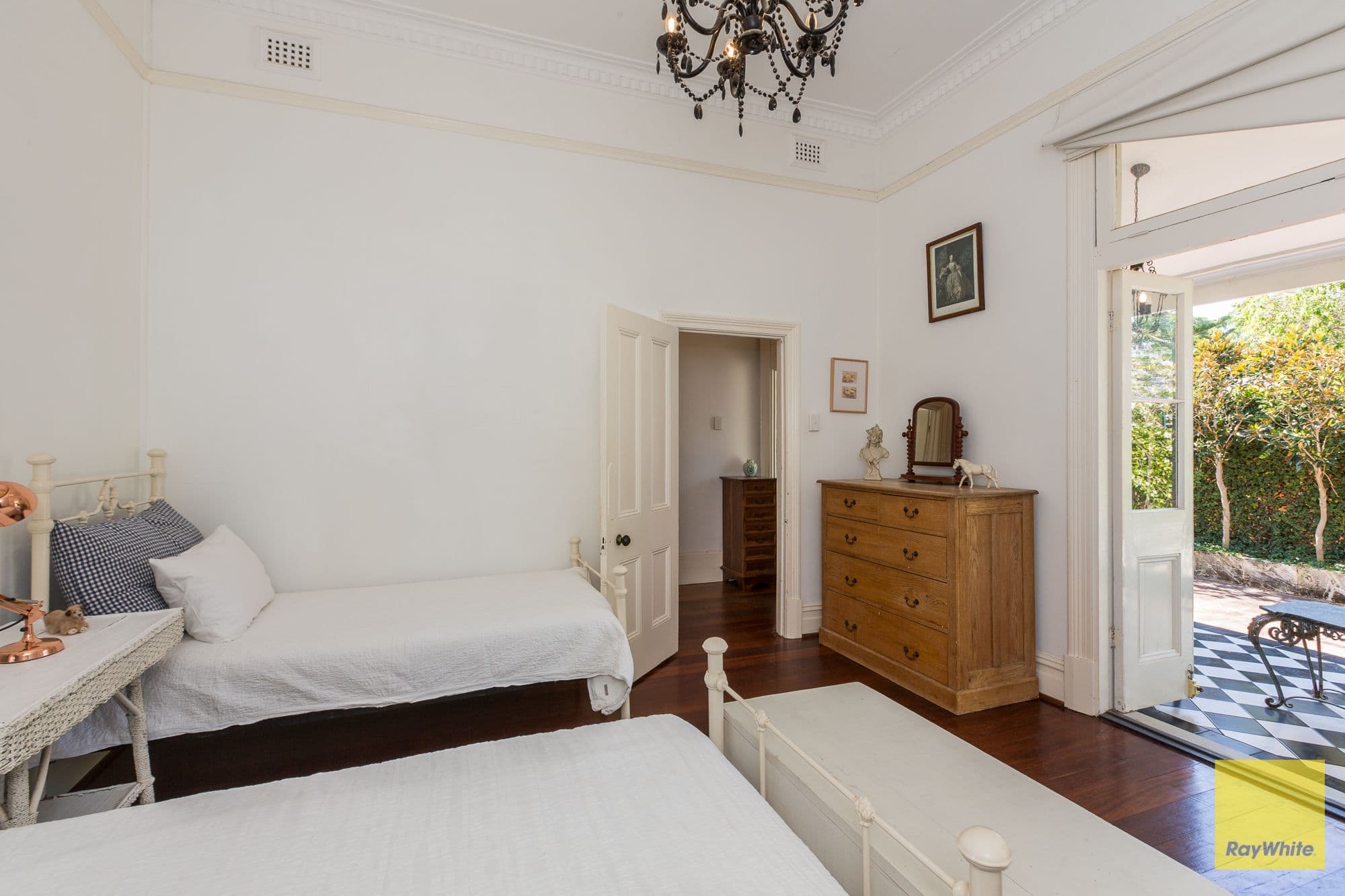 95 Eric Street, Cottesloe WA 6011, Cottesloe - Thumbnail 7