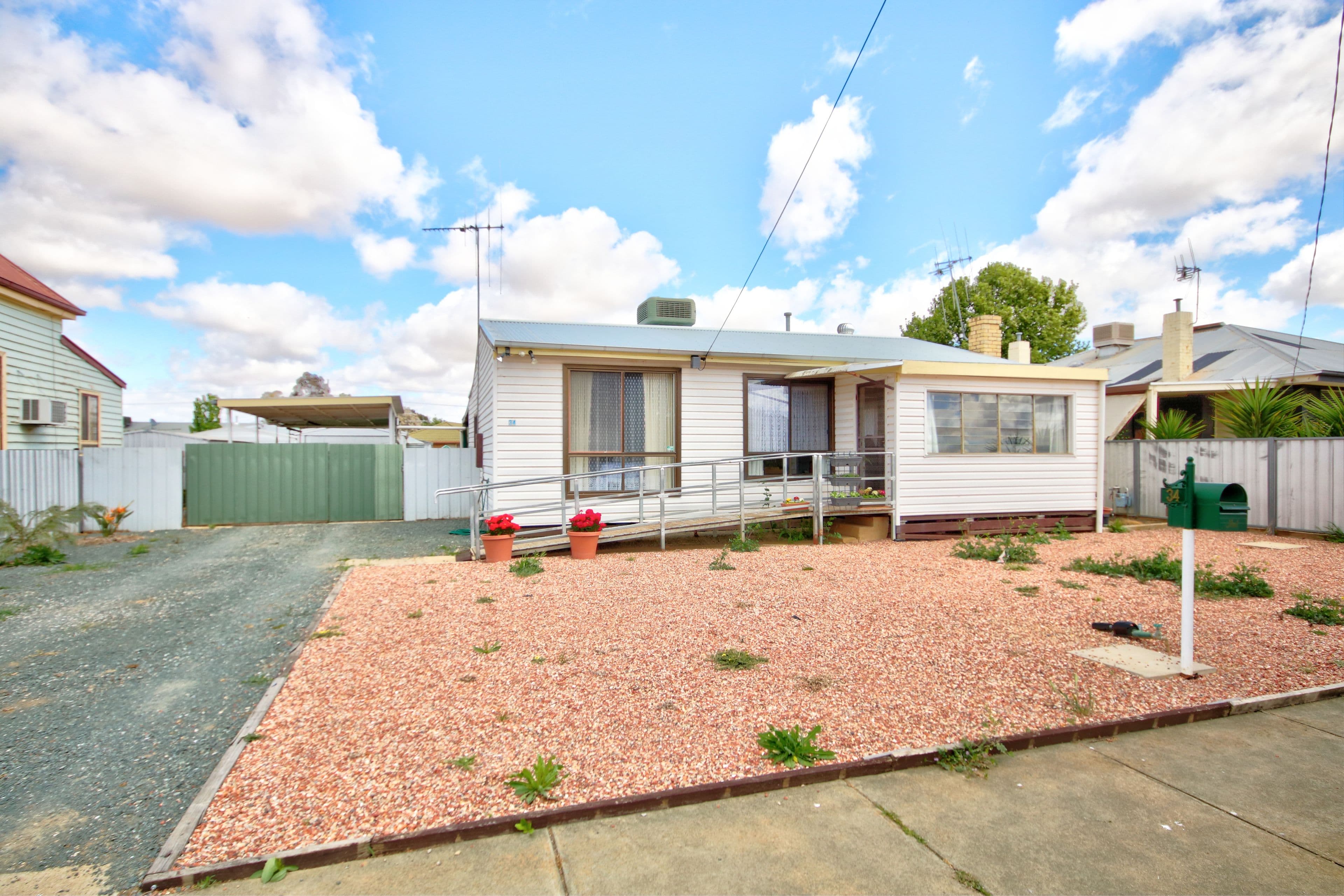 34 Hopetoun Street, Rochester VIC 3561, Rochester - Thumbnail 3