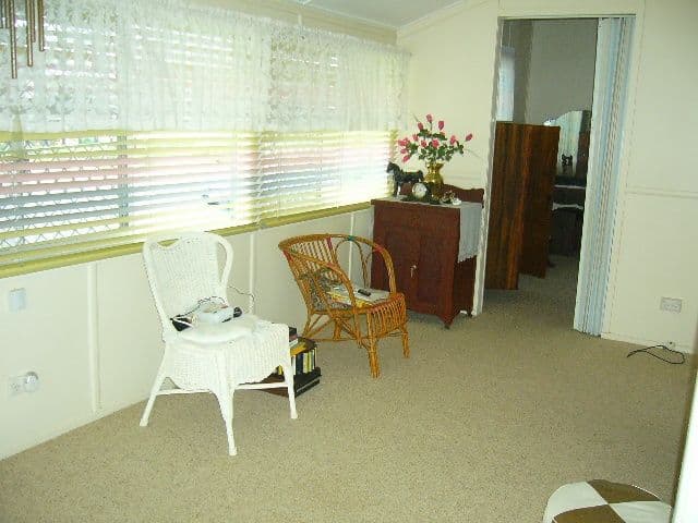 27 Ellis Street, BERSERKER QLD 4701, Berserker - Thumbnail 5