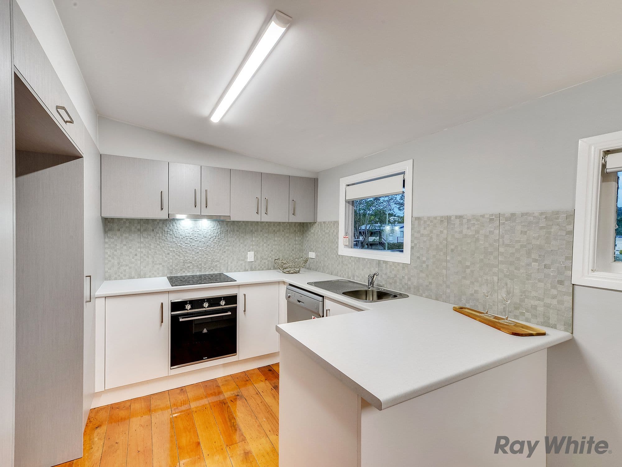 13 Byrne Street, Bundamba QLD 4304, Bundamba - Thumbnail 3
