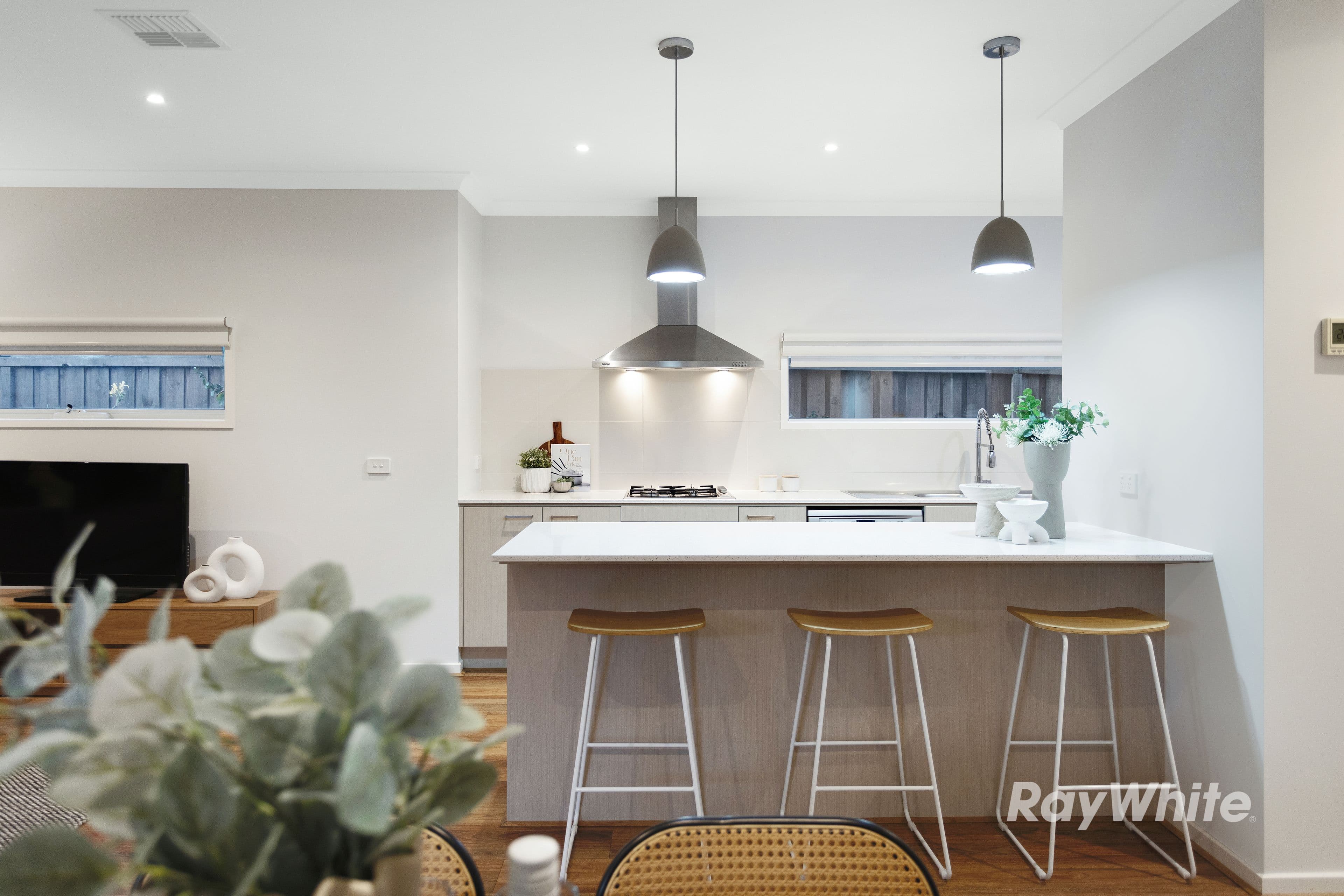 4 Mossey Crescent, Cranbourne East VIC 3977, Cranbourne East - Thumbnail 7