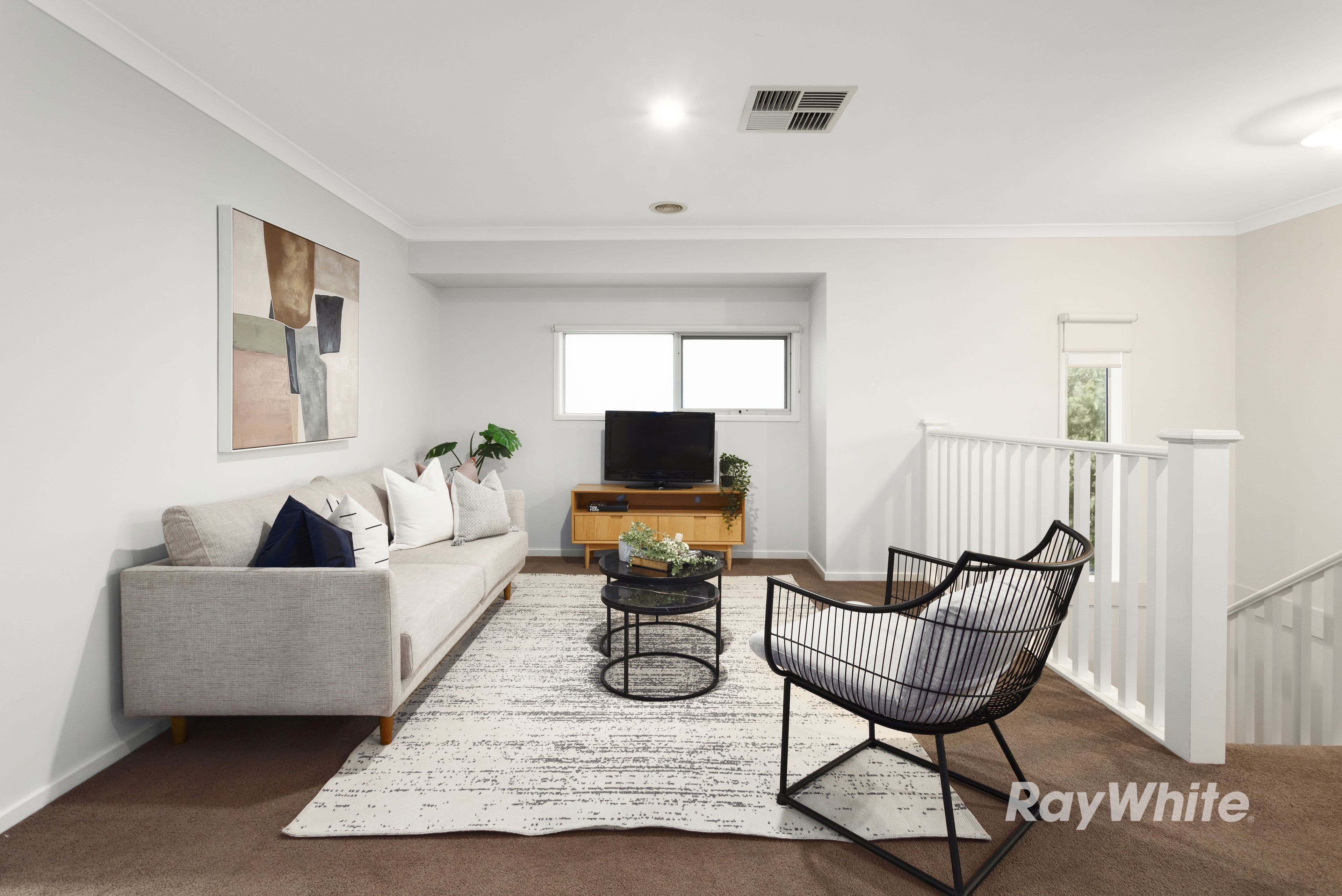 4 Mossey Crescent, Cranbourne East VIC 3977, Cranbourne East - Thumbnail 8
