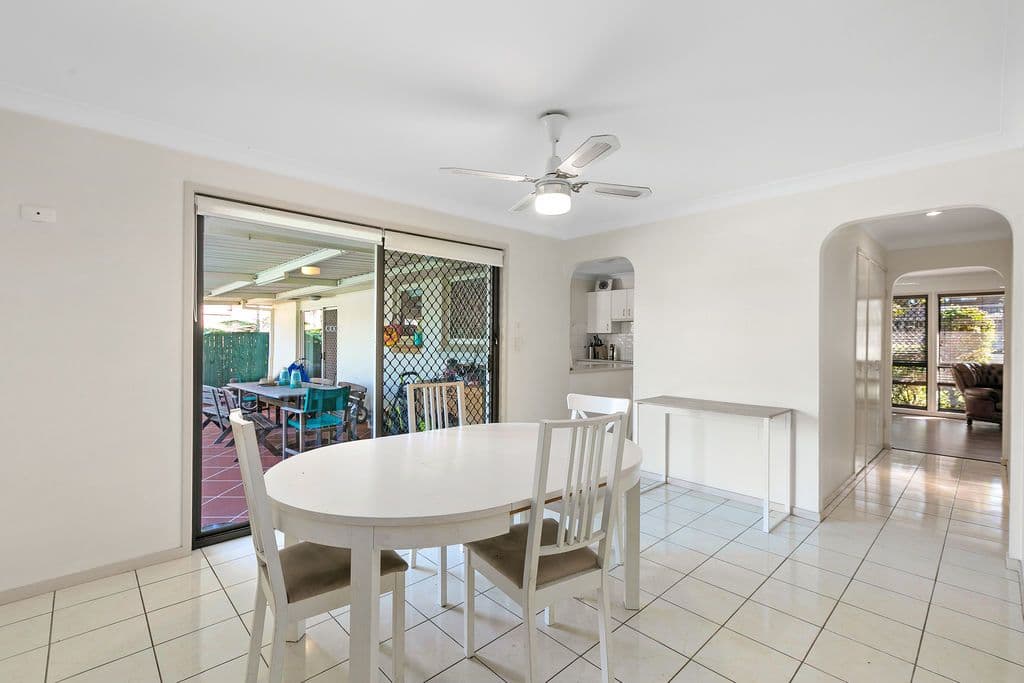 28 Kavanagh Road, Wishart QLD 4122, Wishart - Thumbnail 4