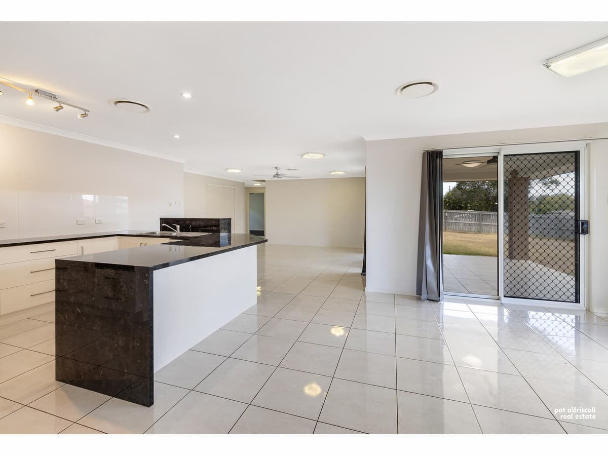 34 Jamie Crescent, Gracemere QLD, Gracemere - Thumbnail 3