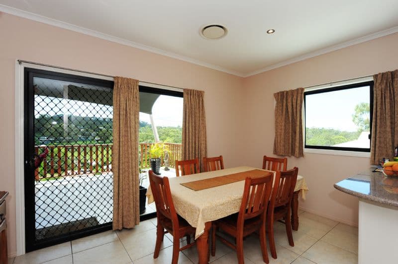 27 Flounder Crescent, GLADSTONE QLD 4680, Gladstone - Thumbnail 4