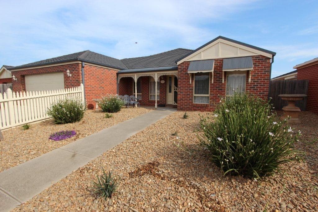 7 Carstairs Close, GROVEDALE VIC 3216, Grovedale - Image 1