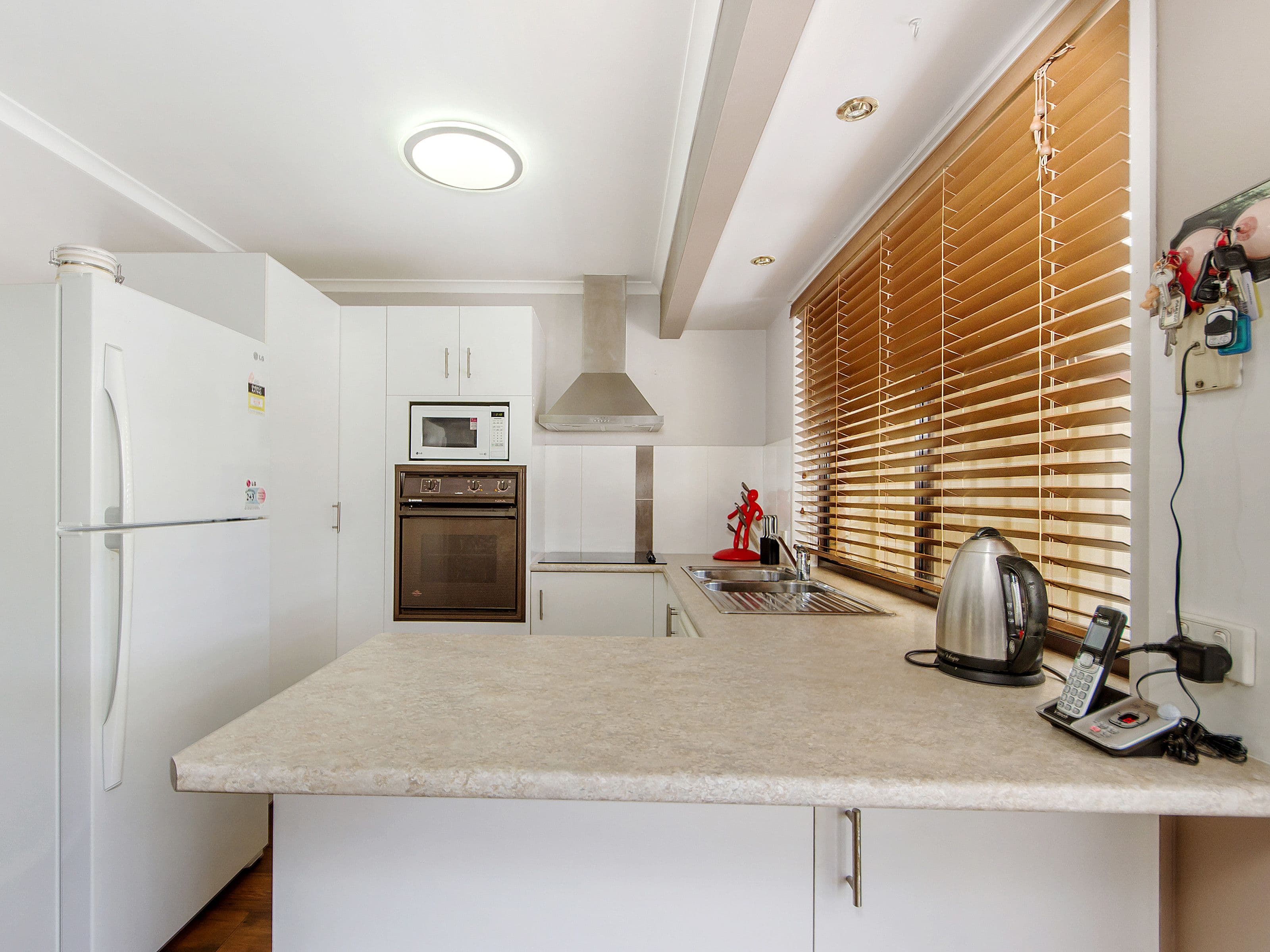 12 Vine Court, Oxenford QLD 4210, Oxenford - Thumbnail 7