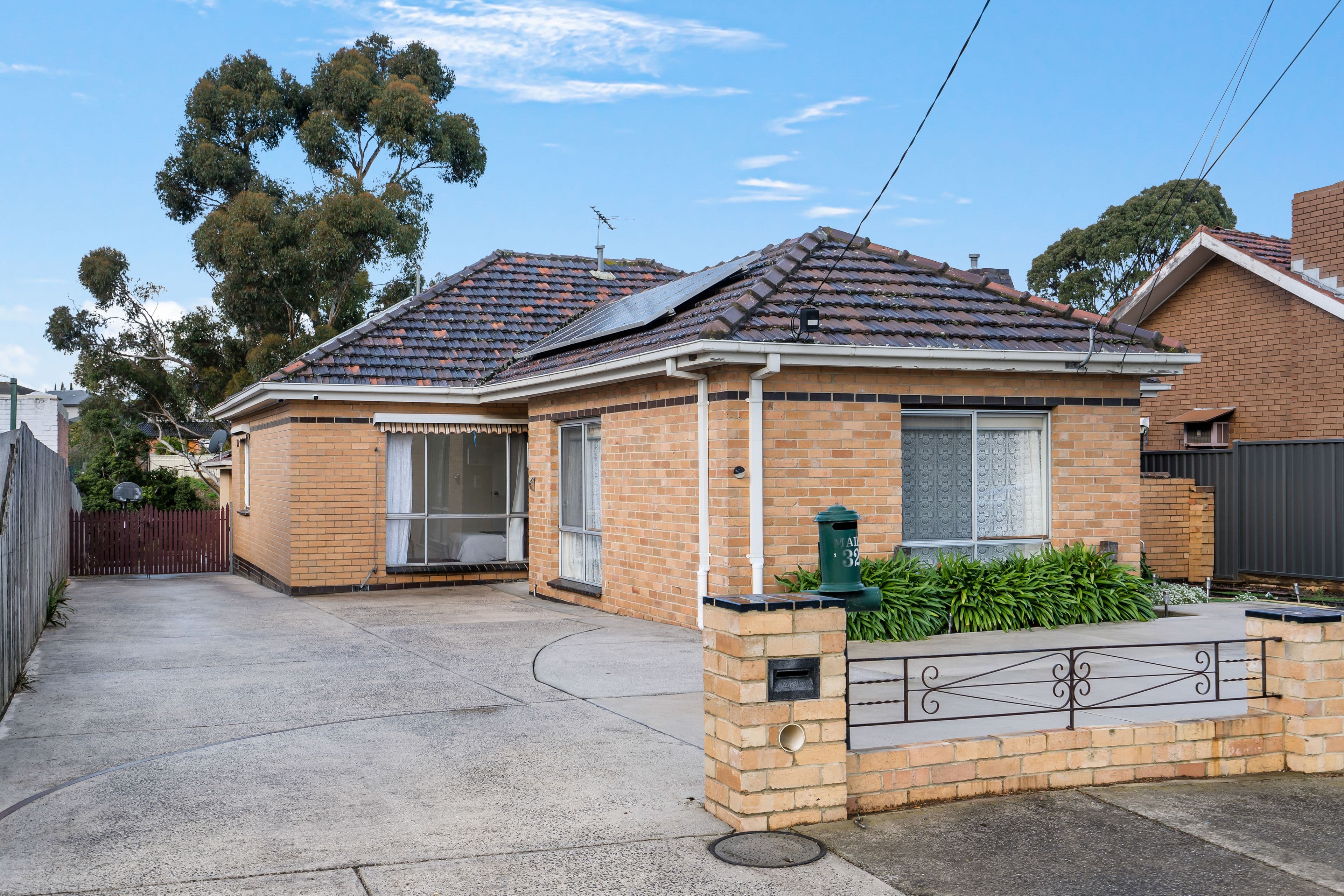 32 Mernda Street, Sunshine West VIC 3020, Sunshine West - Thumbnail 2