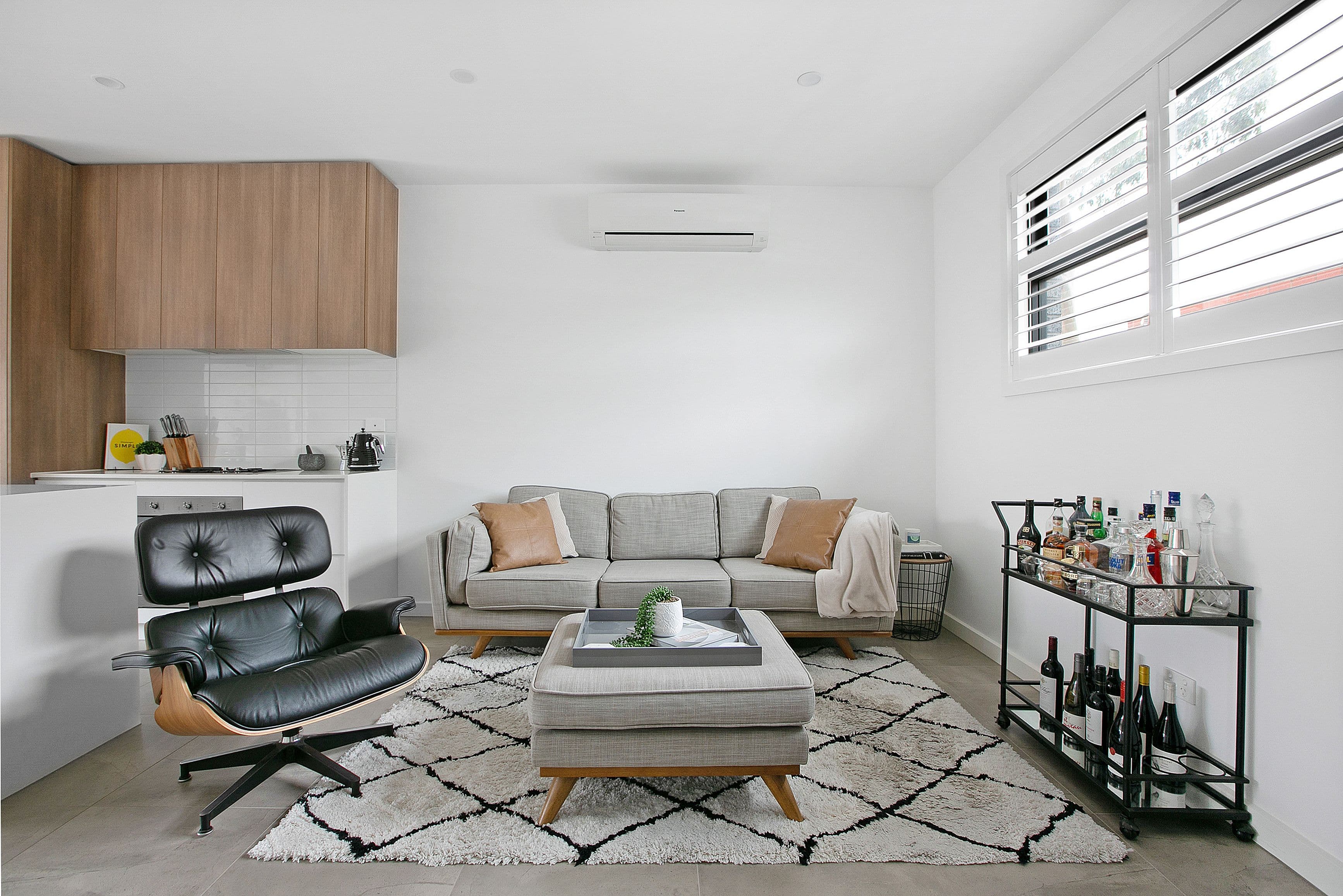 2 Gilbank Street, Reservoir VIC 3073, Reservoir - Thumbnail 2