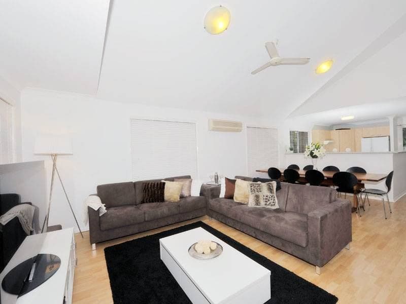 140 Baringa Street, Morningside QLD 4170, Morningside - Image 1