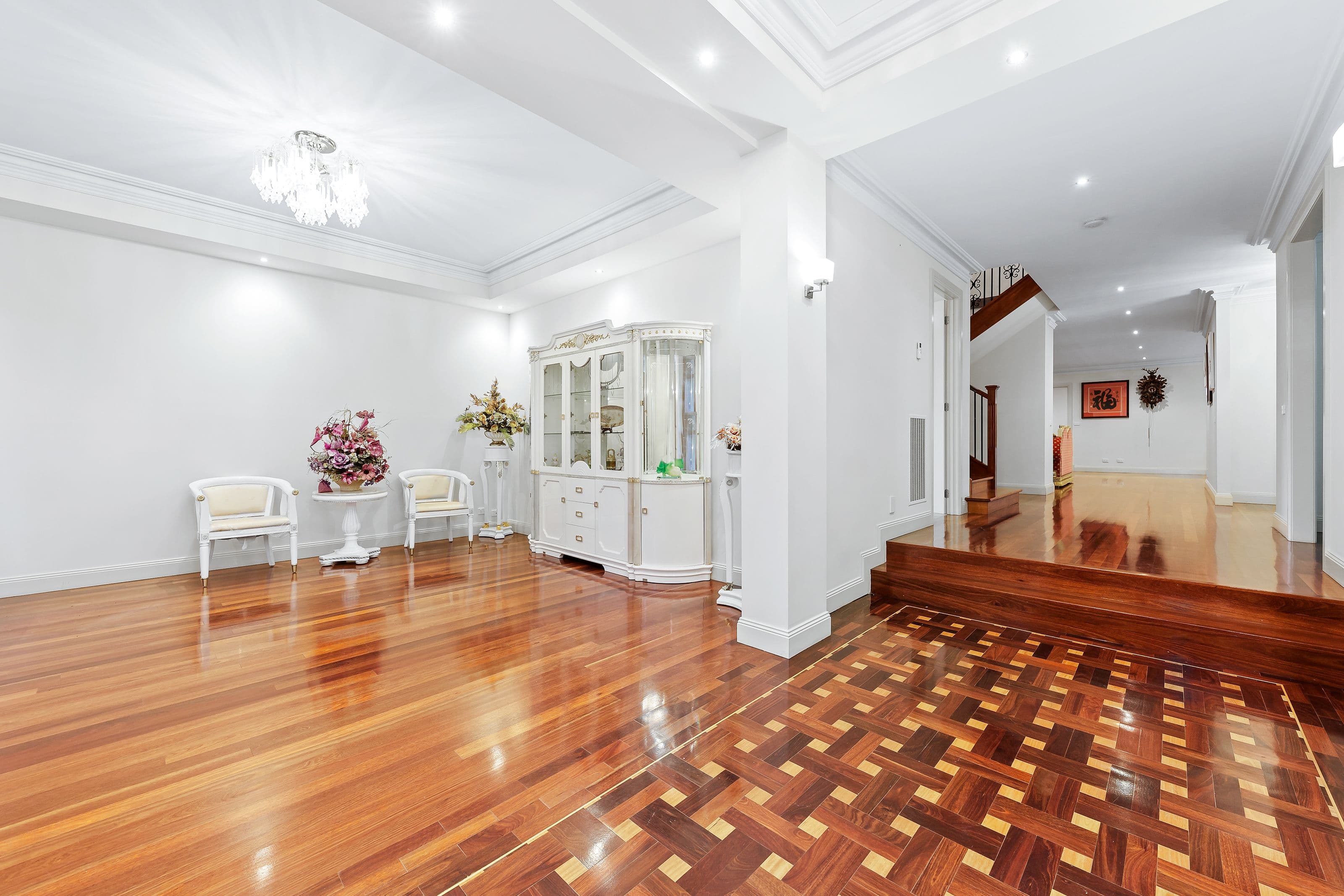 14 Fairhills Parade, Glen Waverley VIC 3150, Glen Waverley - Thumbnail 2