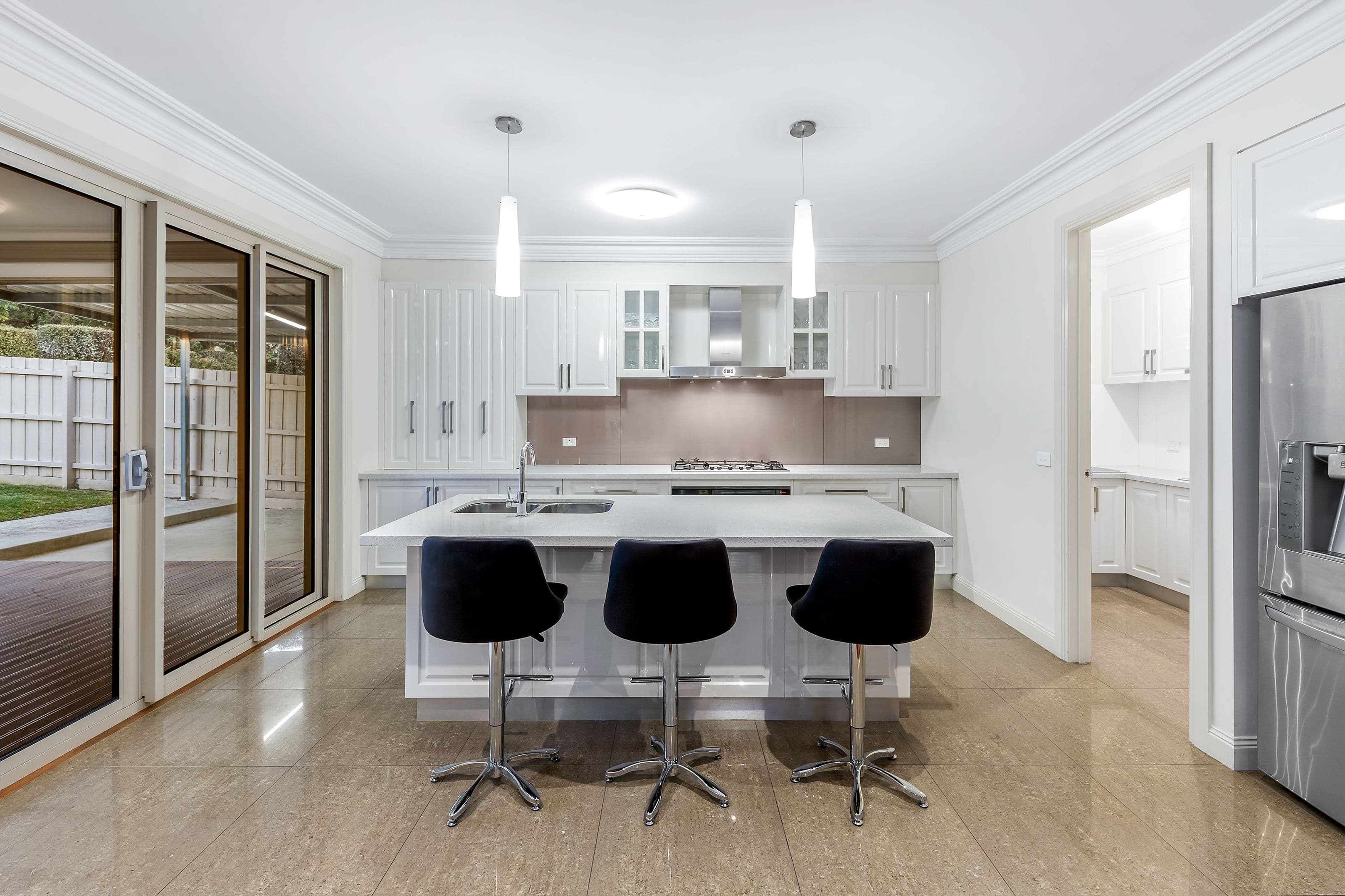 14 Fairhills Parade, Glen Waverley VIC 3150, Glen Waverley - Thumbnail 5