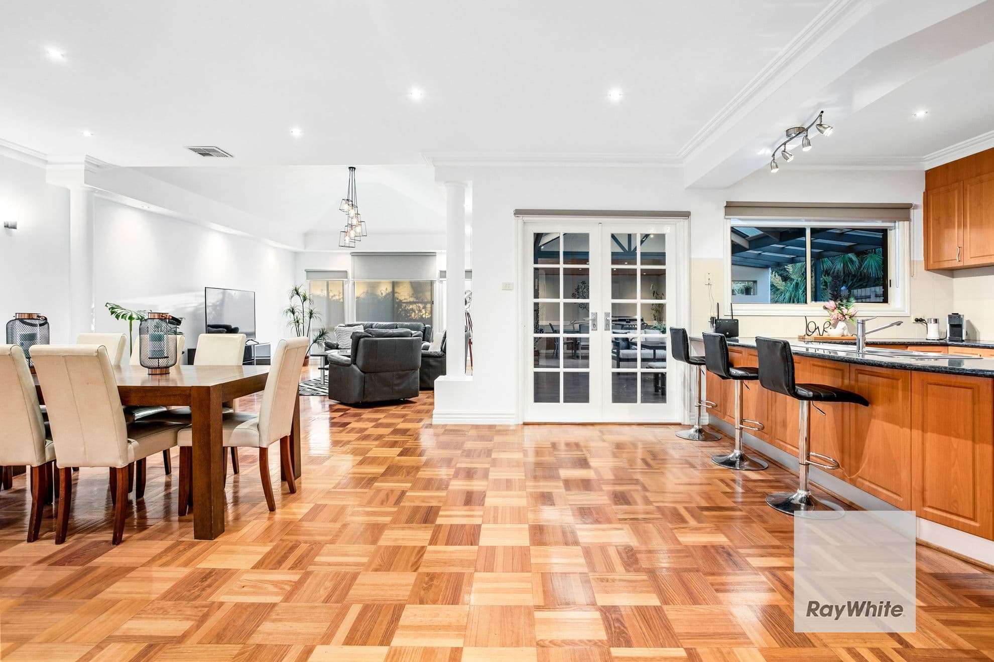 49 McCubbin Drive, Taylors Lakes VIC 3038, Taylors Lakes - Thumbnail 5