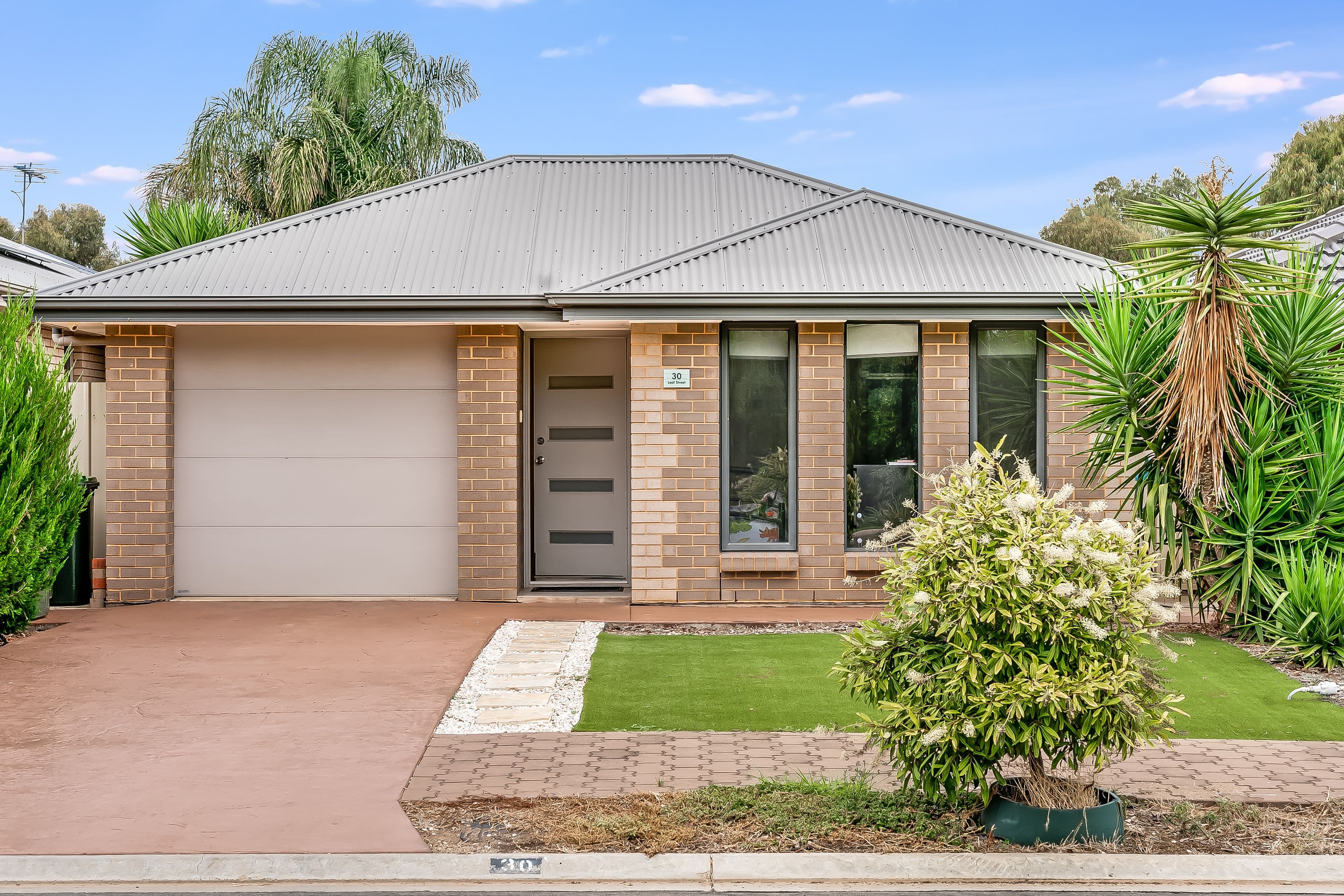 30 Leaf Street, Parafield Gardens SA 5107, Parafield Gardens - Thumbnail 2