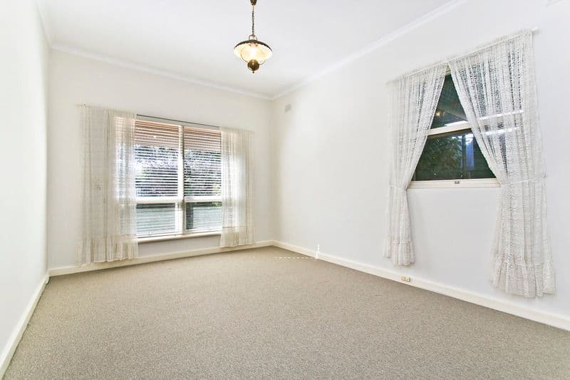 9 St Ives  Drive, PARAFIELD GARDENS SA 5107, Parafield Gardens - Thumbnail 4