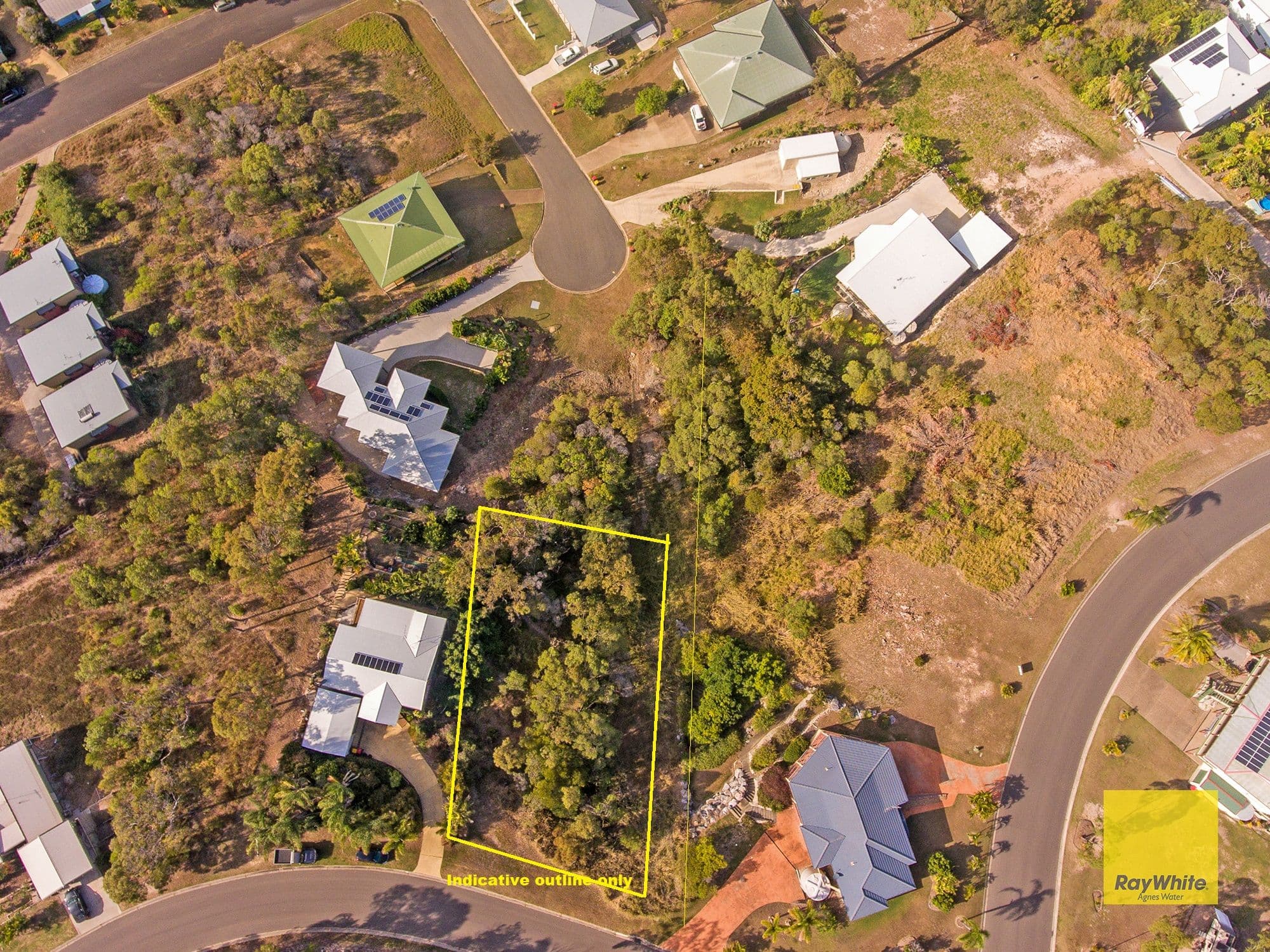 4 The Crescent, Agnes Water QLD 4677, Agnes Water - Thumbnail 2