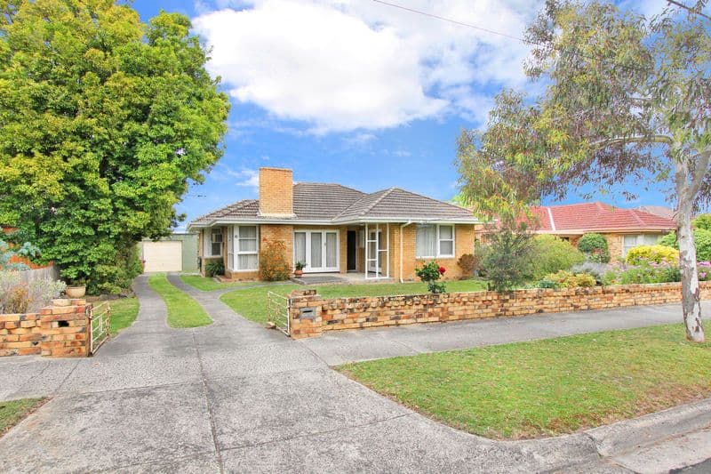 10 Irving Street, MOUNT WAVERLEY VIC 3149, Mount Waverley - Image 1