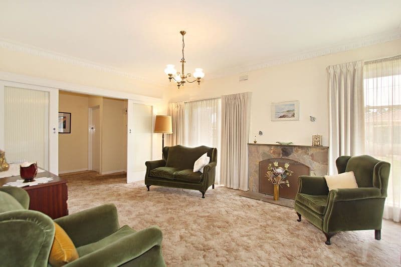10 Irving Street, MOUNT WAVERLEY VIC 3149, Mount Waverley - Thumbnail 3