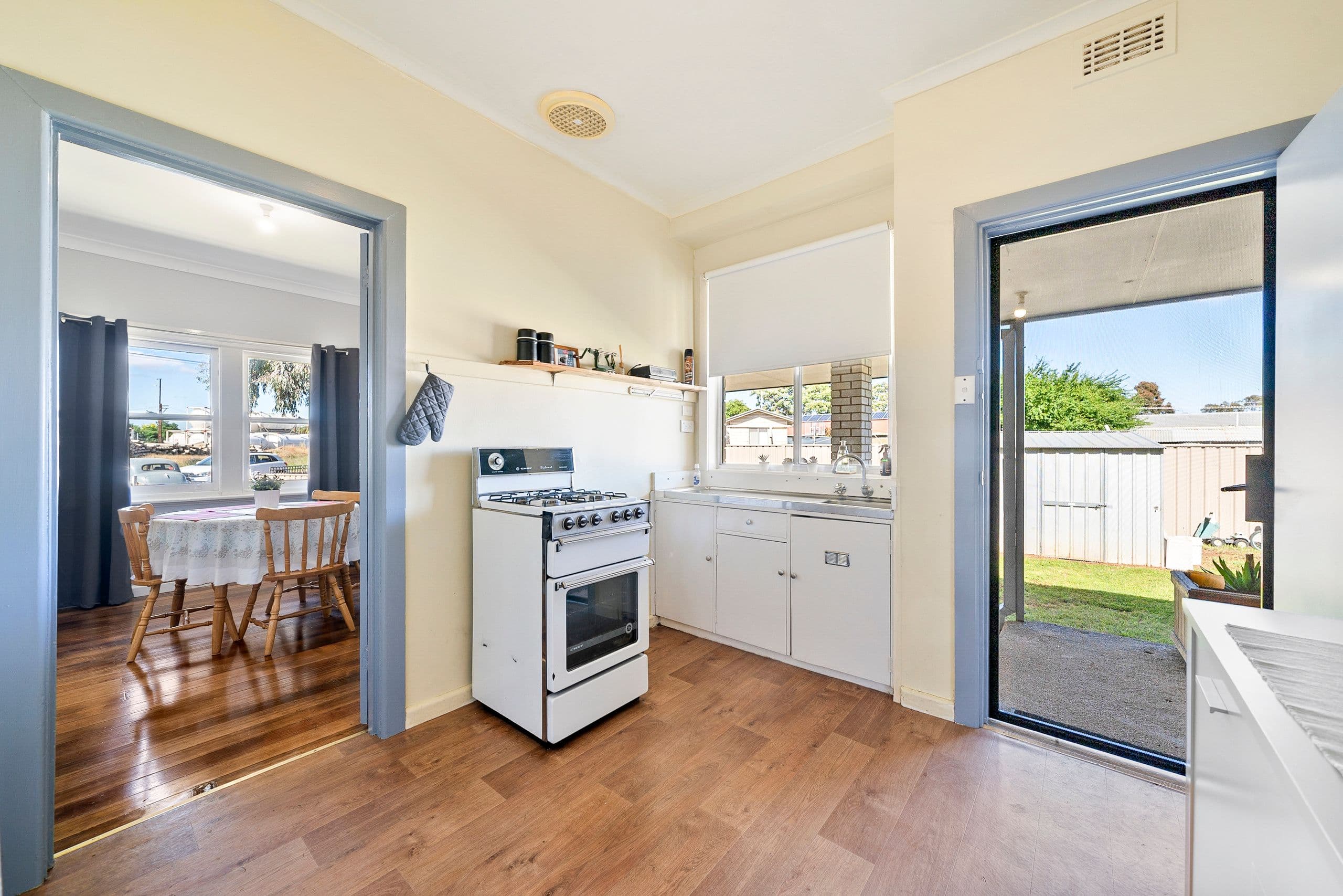 45 Hannah Street, Benalla VIC 3672, Benalla - Thumbnail 7