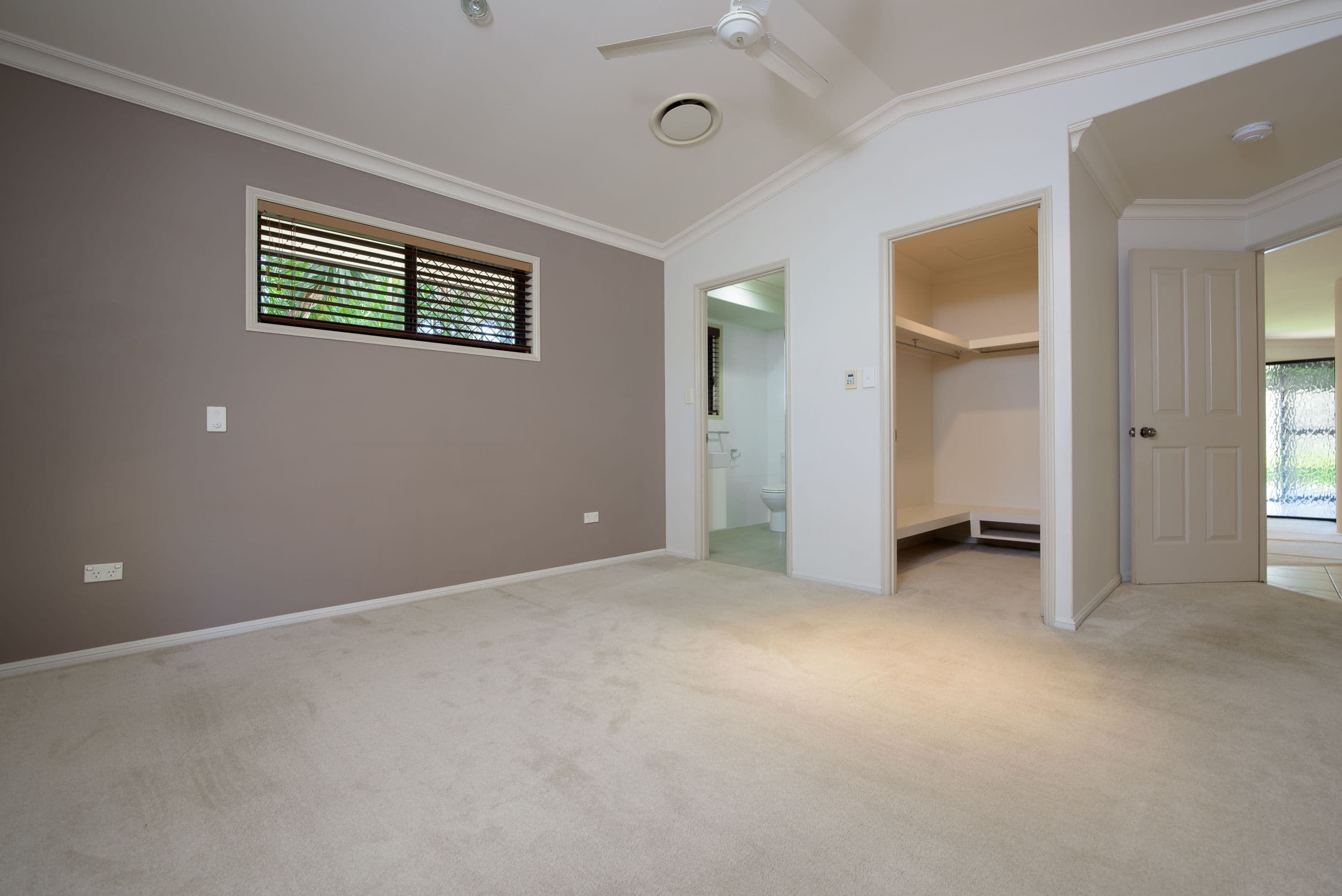 173 J Hickey Avenue, Clinton QLD 4680, Clinton - Thumbnail 8