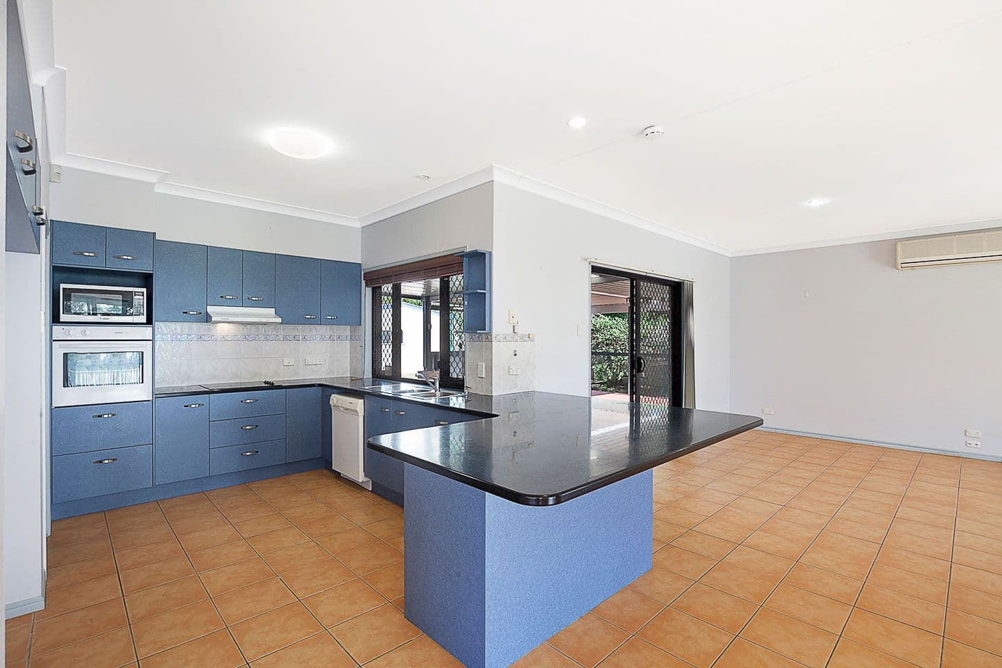 217 Esplanade, Pialba QLD 4655, Pialba - Thumbnail 6