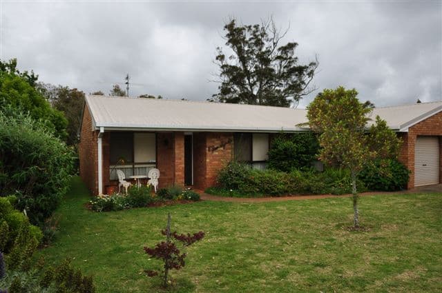 8 Highfields Road, HIGHFIELDS QLD 4352, Highfields - Thumbnail 2